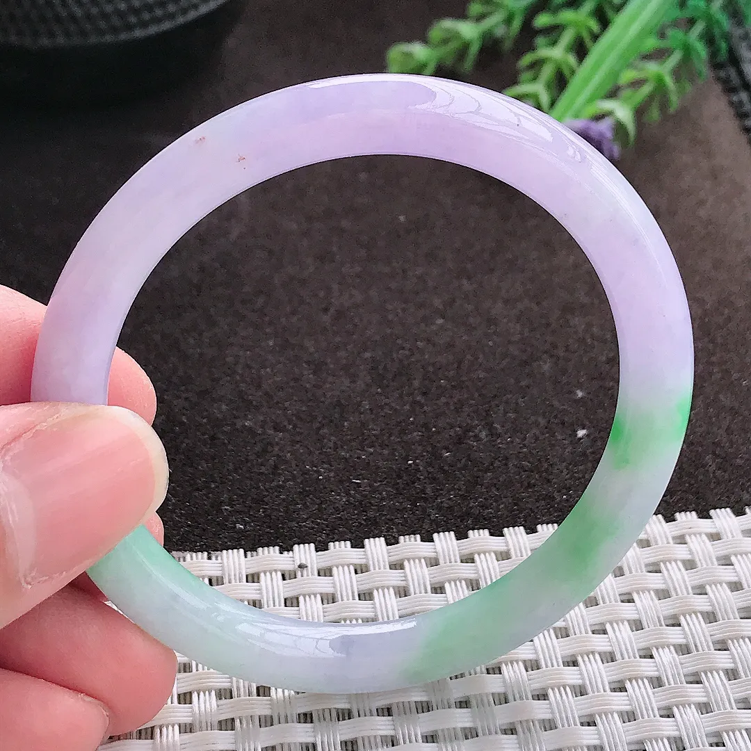 实拍A货翡翠51.5/6.5/7老坑精美春带彩圆条手镯翡翠细条玉镯子平安镯