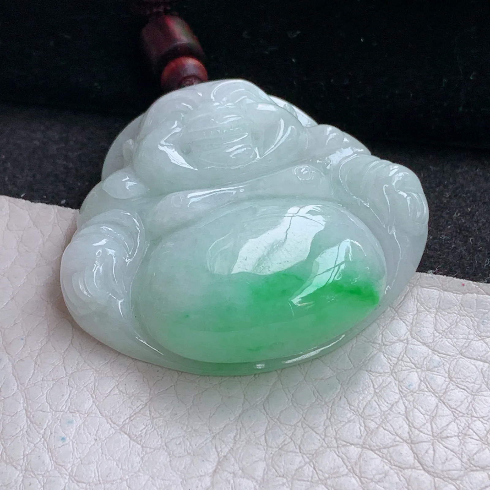 zen实拍43.8*47.5*13缅甸翡翠精雕飘绿佛公 弥勒佛玉项坠 毛衣坠