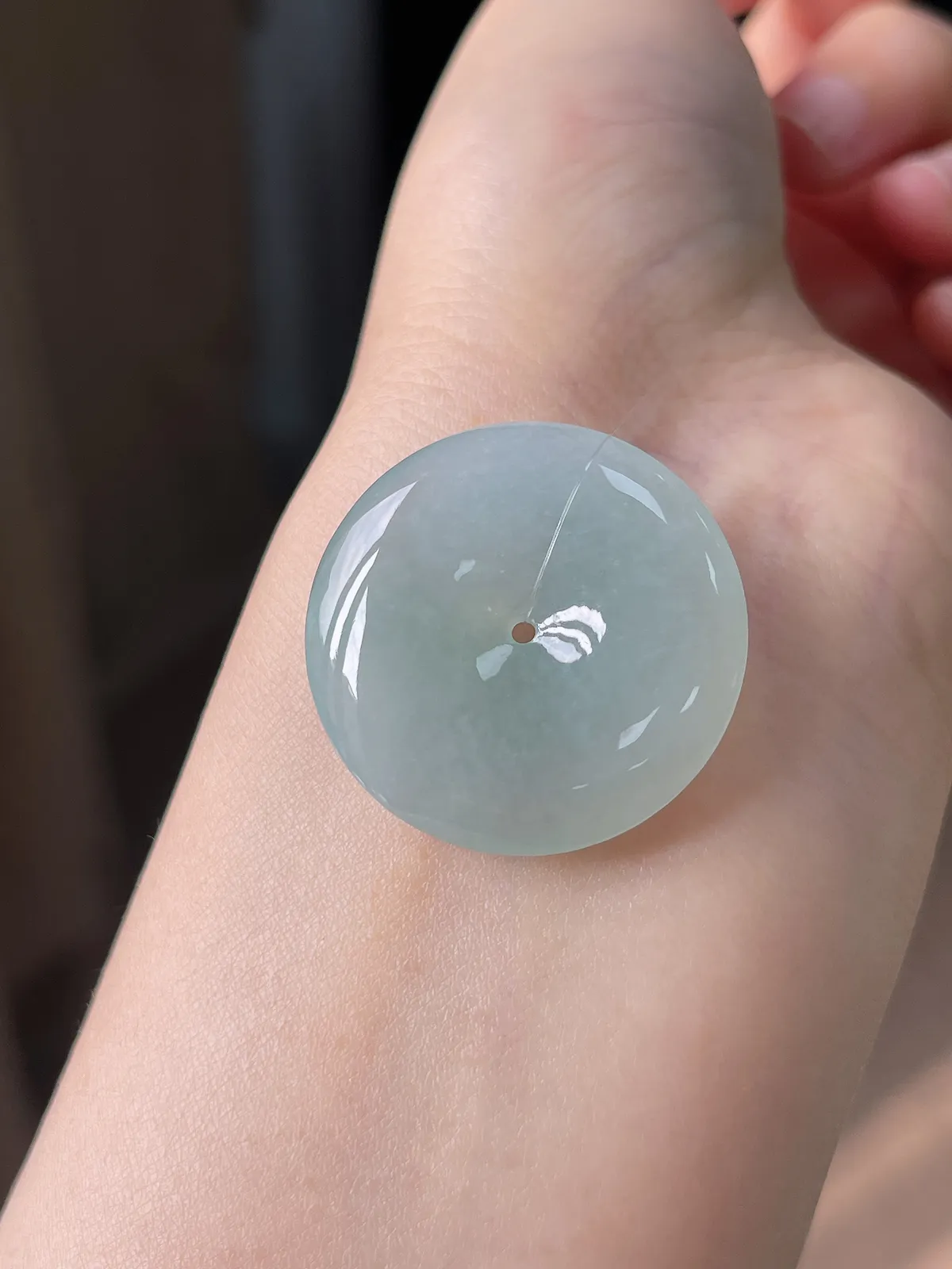 翡翠冰糯种淡绿色平安扣