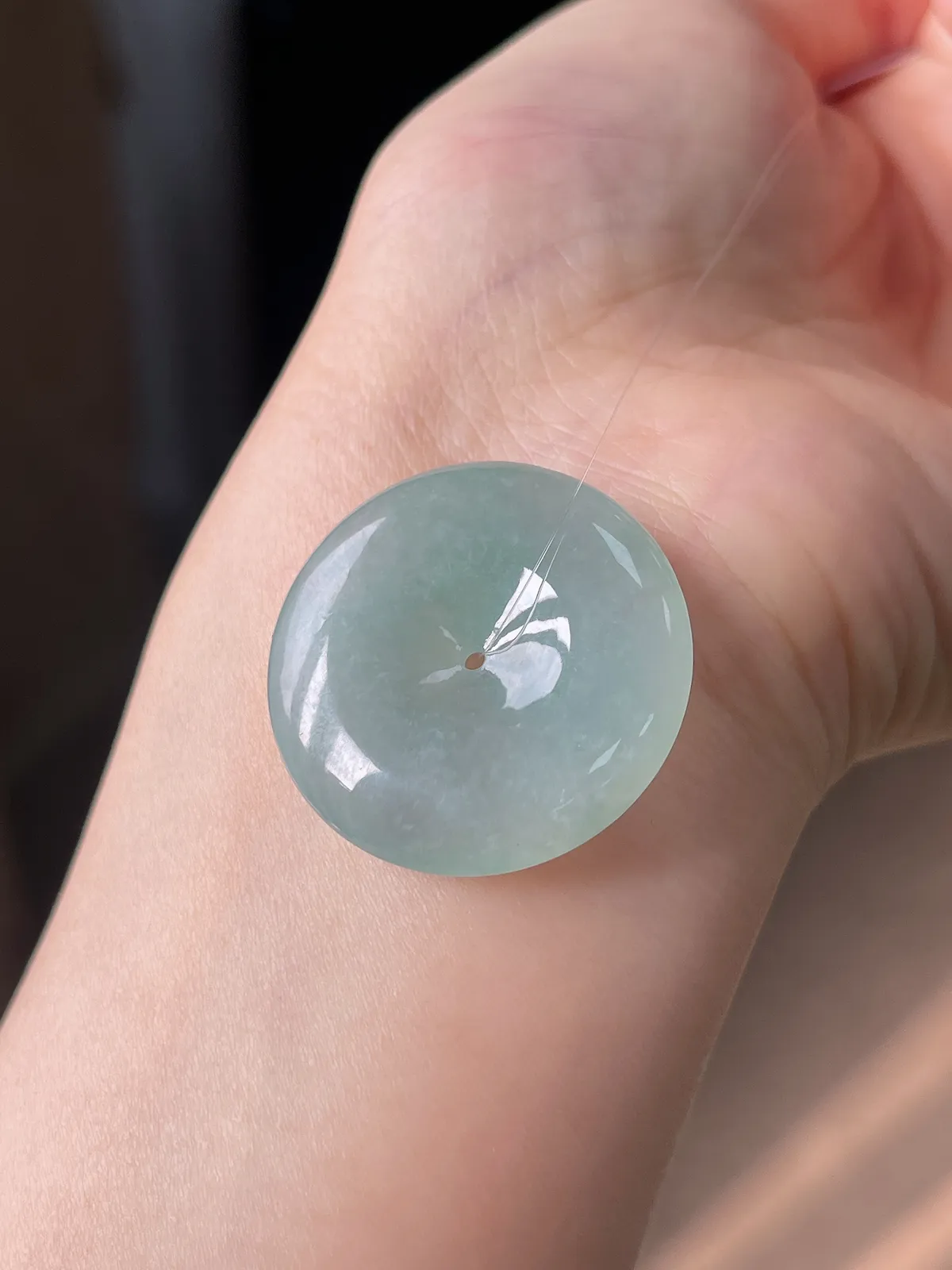 翡翠冰糯种淡绿色平安扣