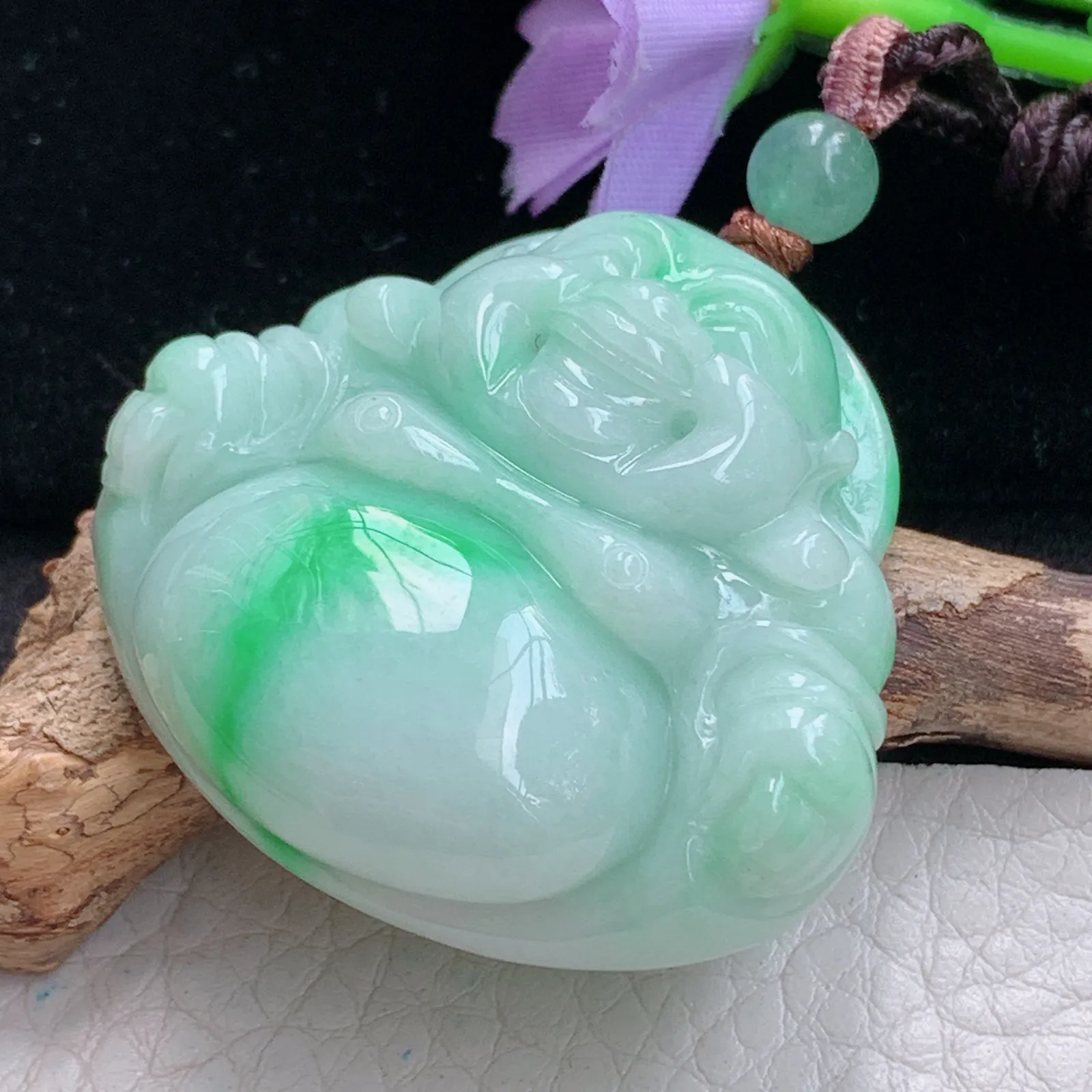 zen实拍43.6*46*13.2缅甸翡翠精美飘绿大佛公 弥勒佛玉项坠 玉挂件