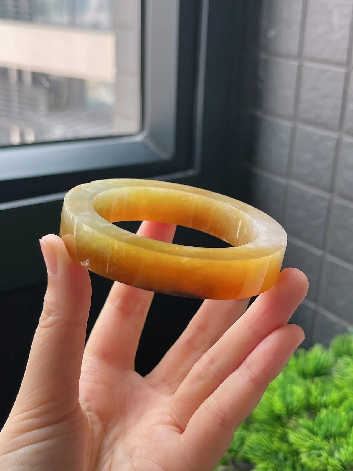 翡翠毛坯，⭕️正圈最大做56.6，最小做54.5