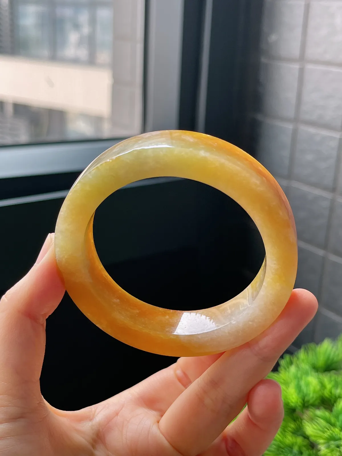 翡翠毛坯，⭕️正圈最大做56.6，最小做54.5