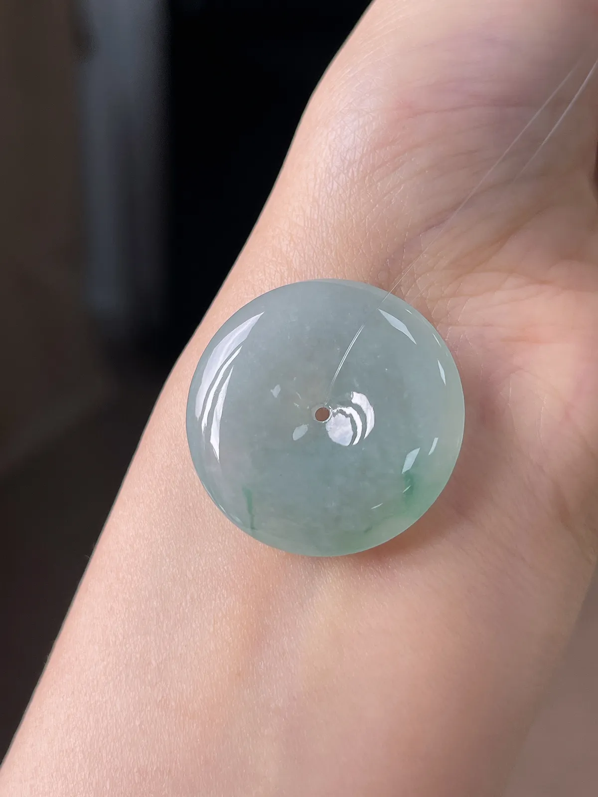 翡翠冰糯种淡绿色平安扣