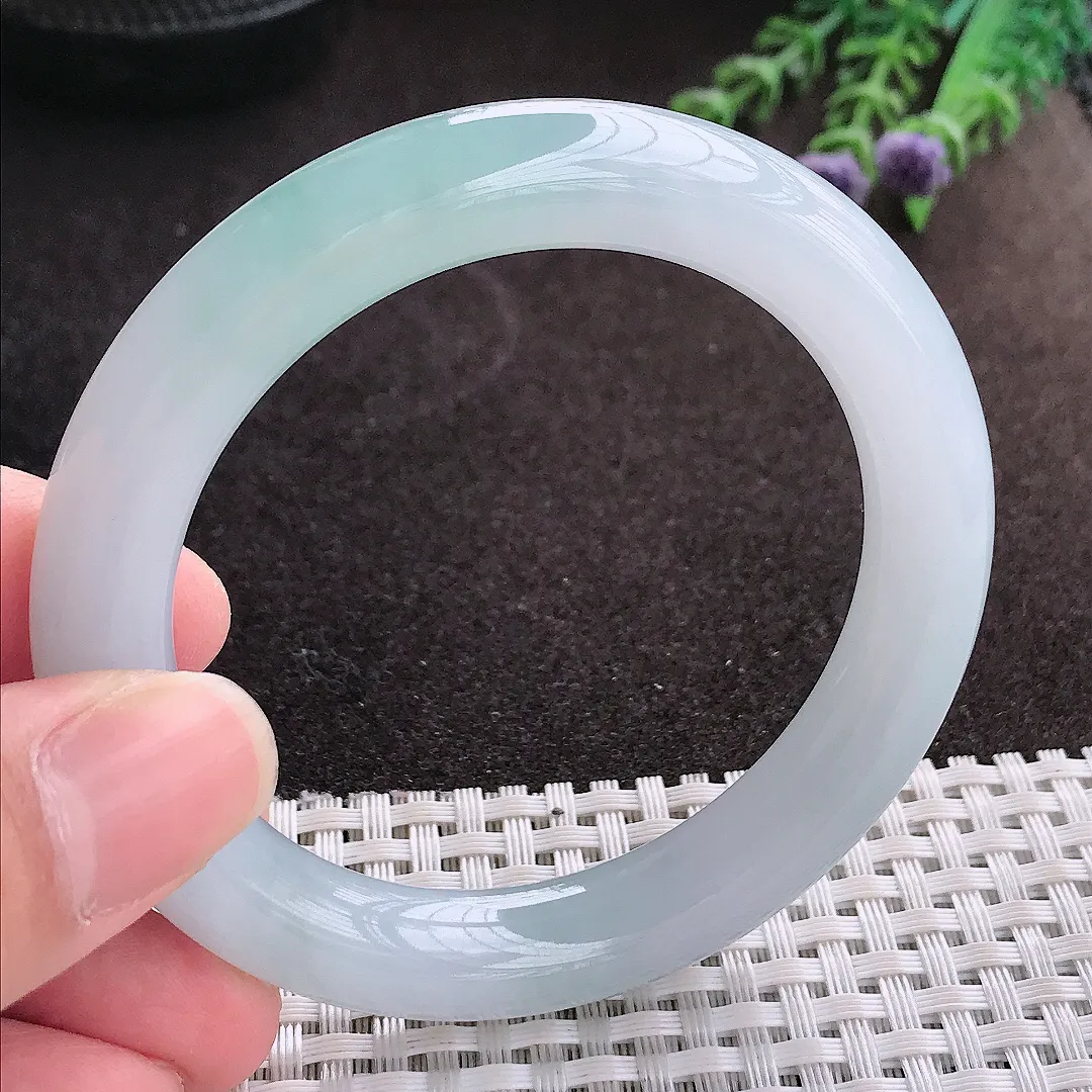 实拍A货翡翠54/10.1/10老坑冰胶果冻飘花圆条手镯翡翠玉镯子平安镯