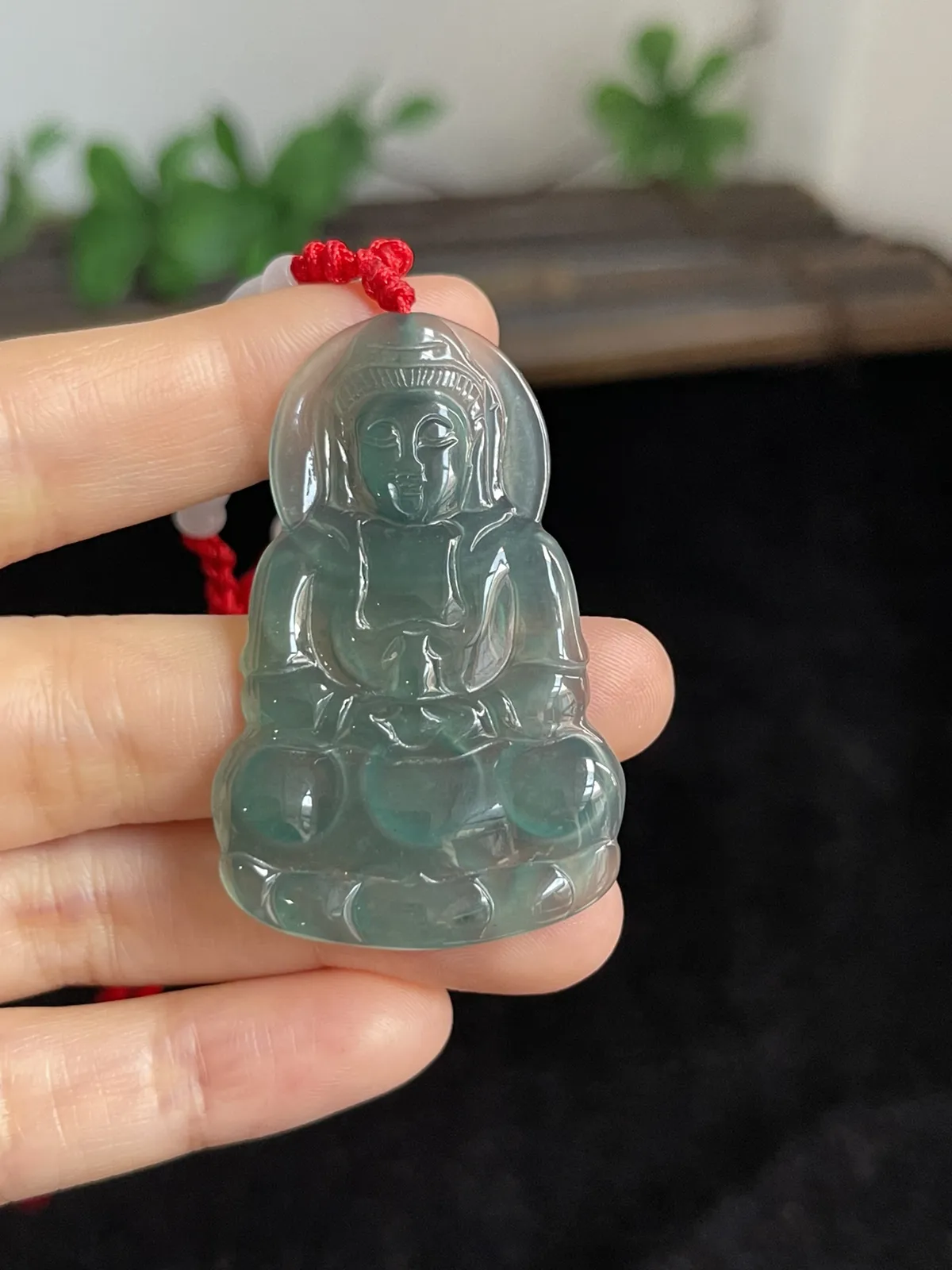 冰种蓝色蓝水，观音吊坠，翡翠吊坠