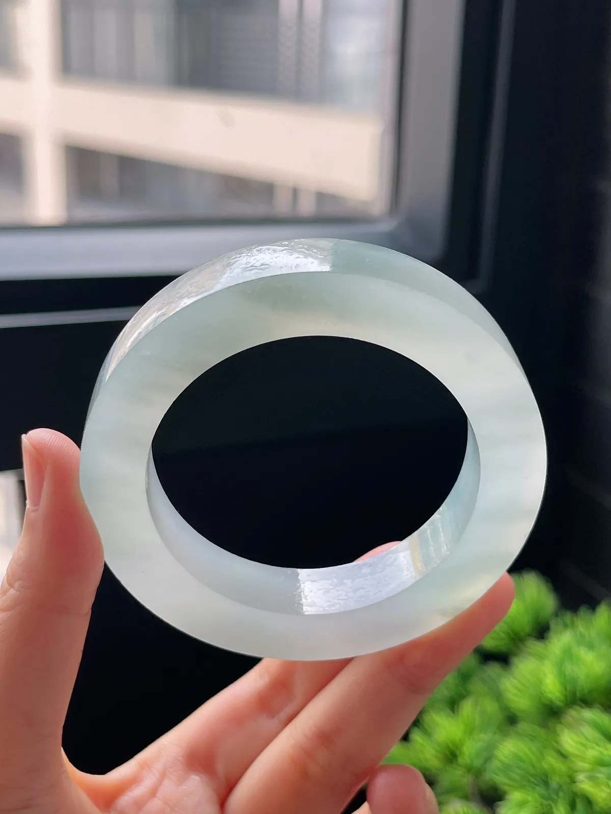 翡翠冰种飘花毛坯，⭕️正圈最大做55.5，最小做51.6