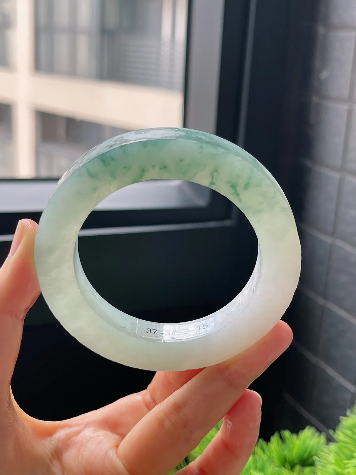 翡翠冰糯种飘花毛坯，⭕️正圈最大做60，圆条最大做56；最小做53.6