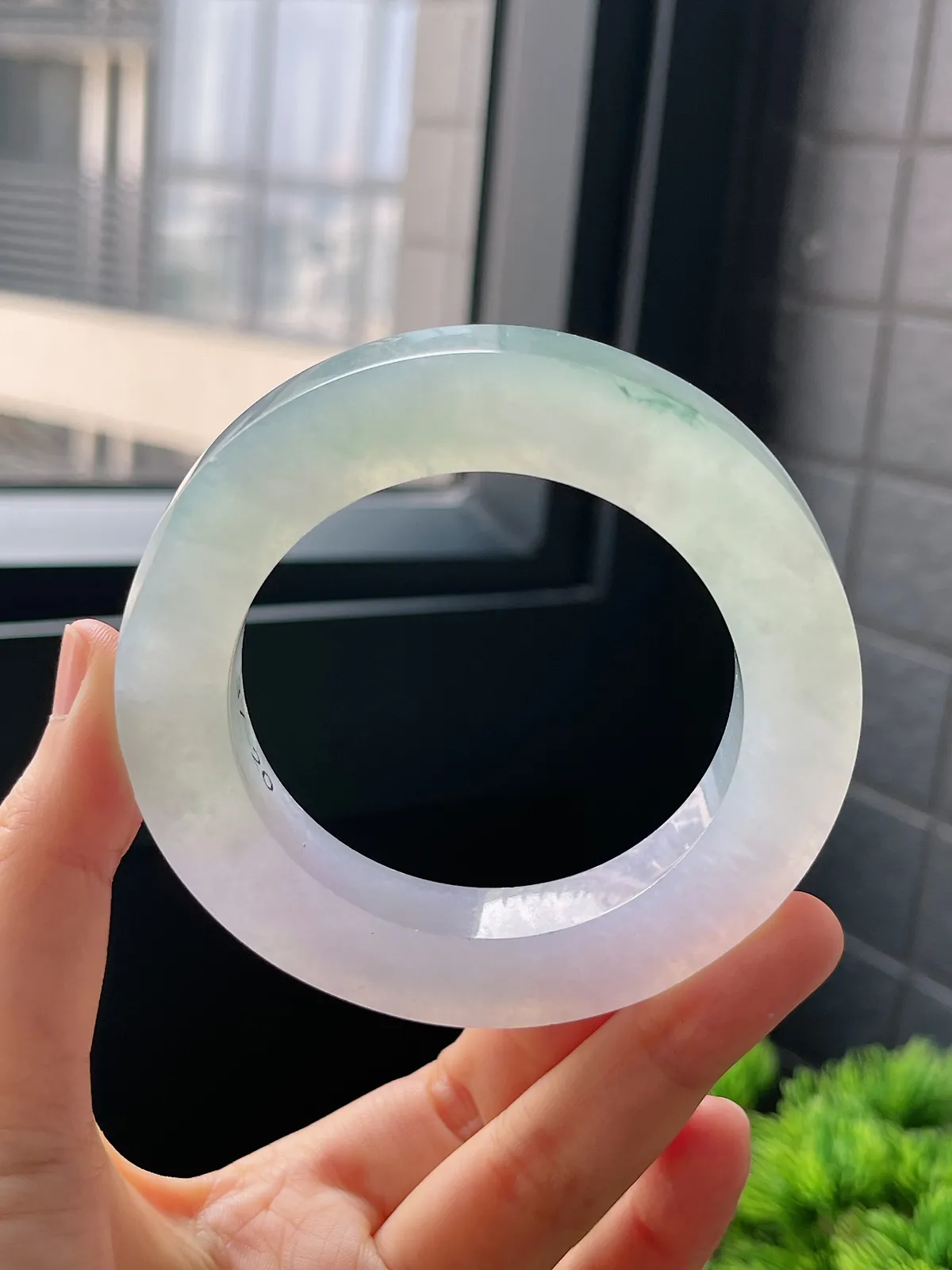 翡翠毛坯，⭕️正圈最大做63.5，圆条最大做59.5；最小做55