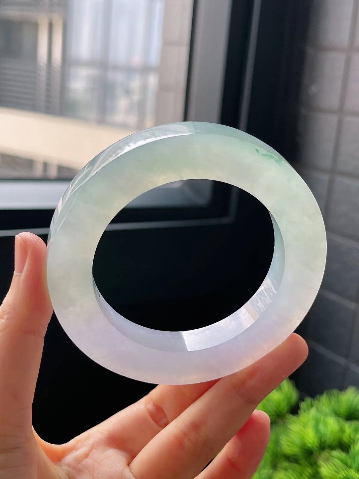 翡翠毛坯，⭕️正圈最大做63.5，圆条最大做59.5；最小做55