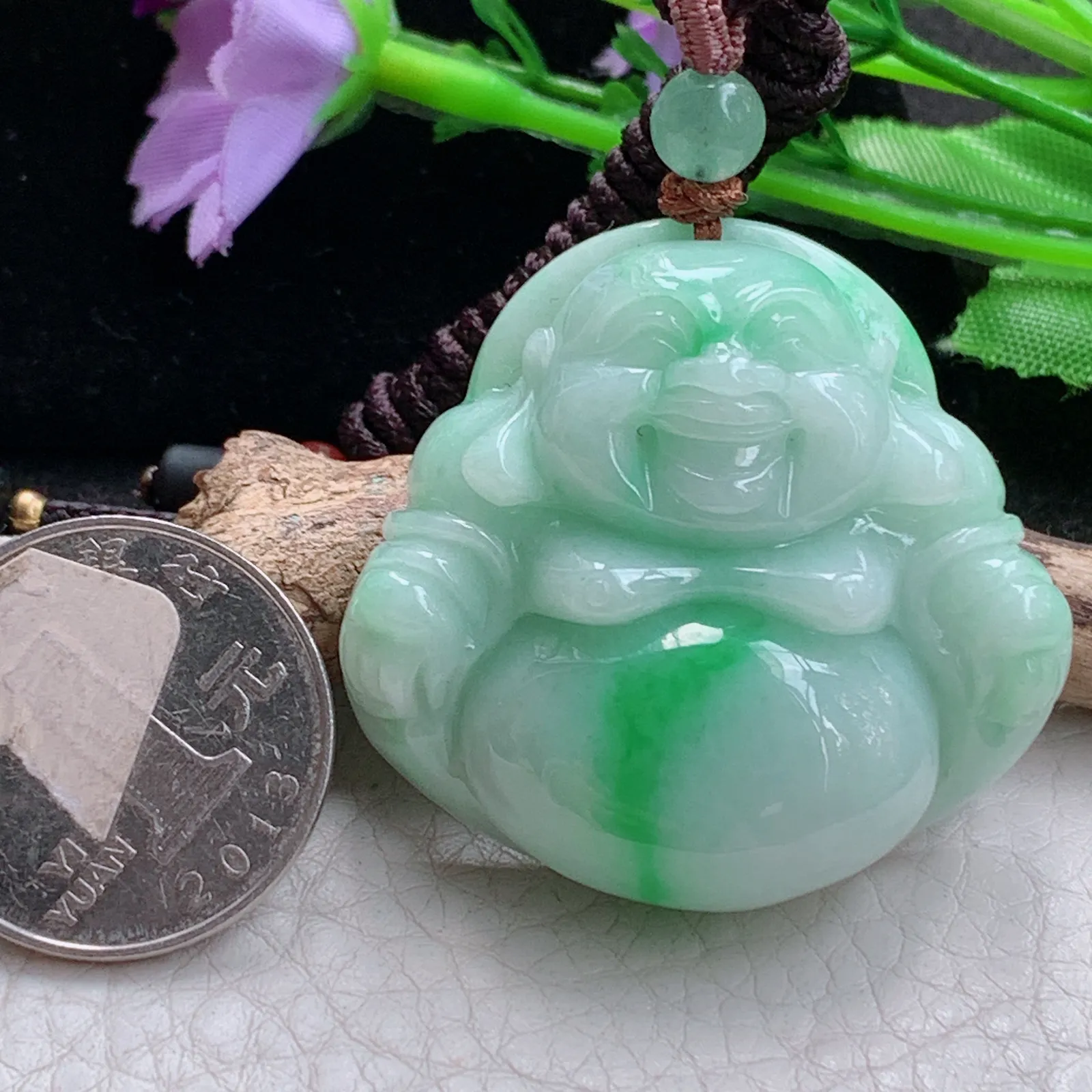 zen实拍43.6*46*13.2缅甸翡翠精美飘绿大佛公 弥勒佛玉项坠 玉挂件