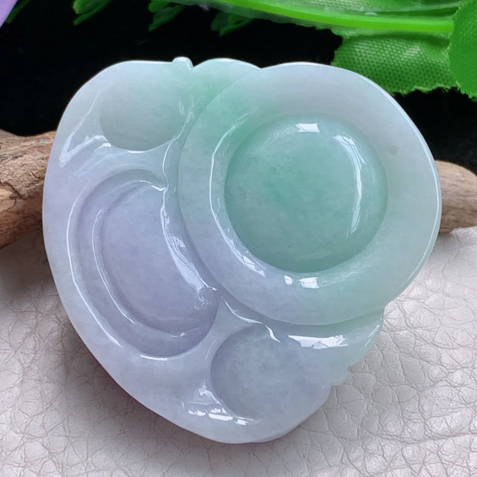 zen实拍49*50.8*13缅甸翡翠精美春带彩大佛公 弥勒佛玉项坠 毛衣坠