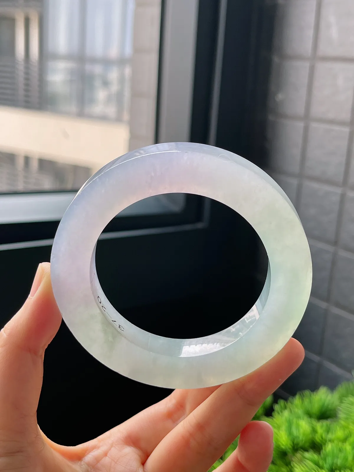 翡翠毛坯，⭕️正圈最大做63.5，圆条最大做59.5；最小做55