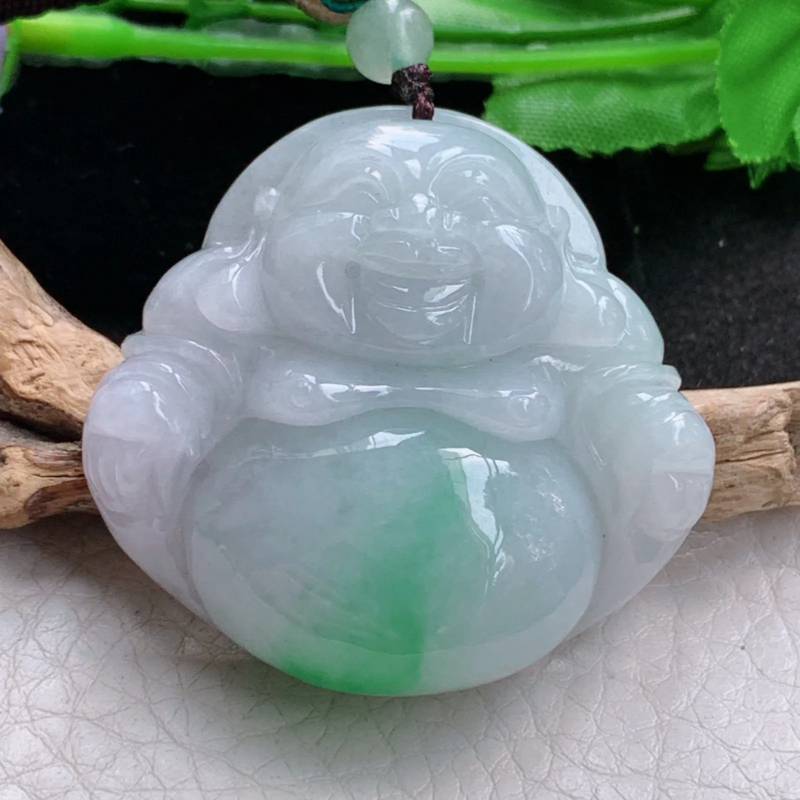 zen实拍39*41.5*13缅甸翡翠精雕白底青佛公 弥勒佛玉项坠 玉挂件