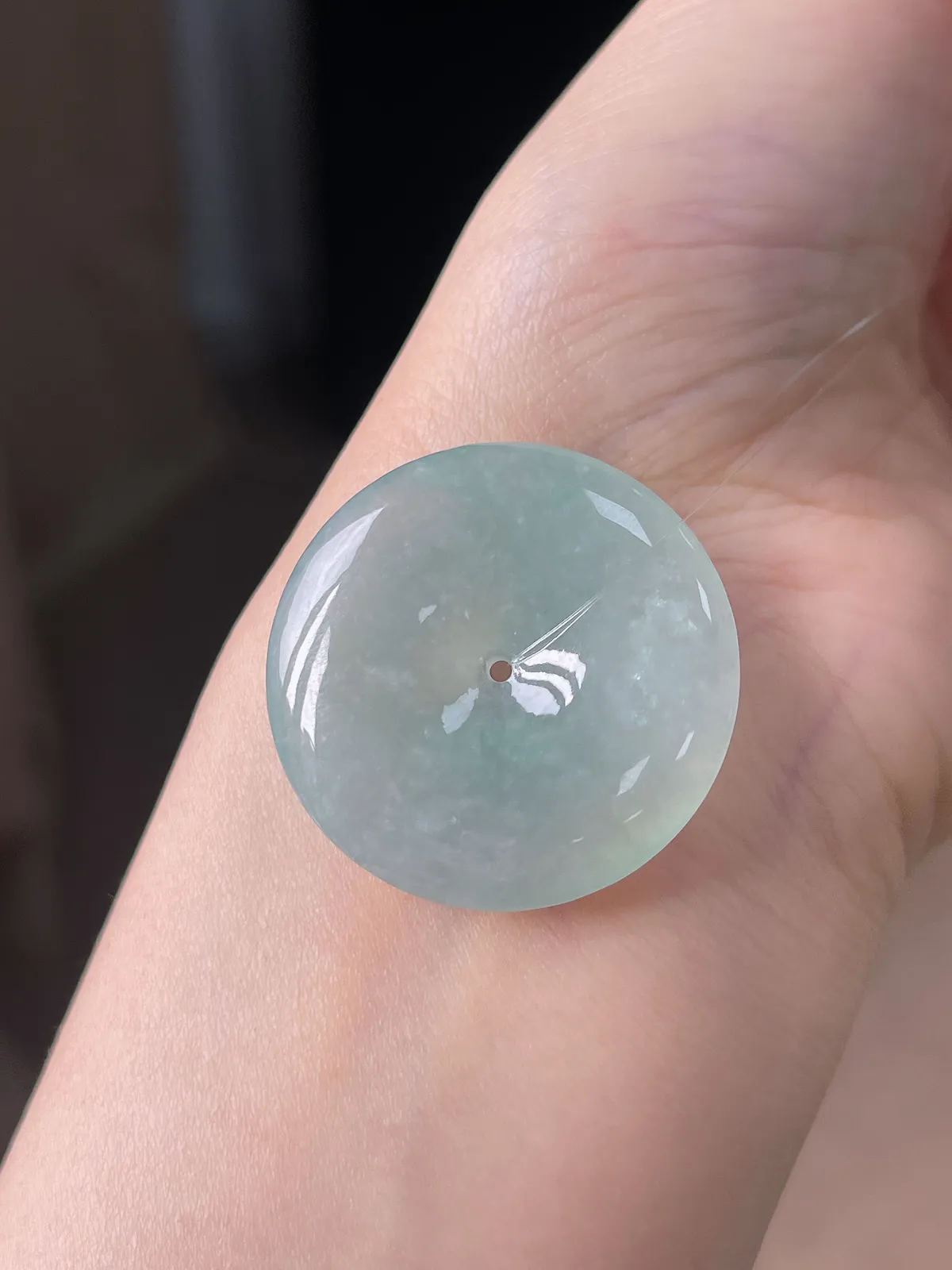 翡翠冰糯种淡绿色平安扣