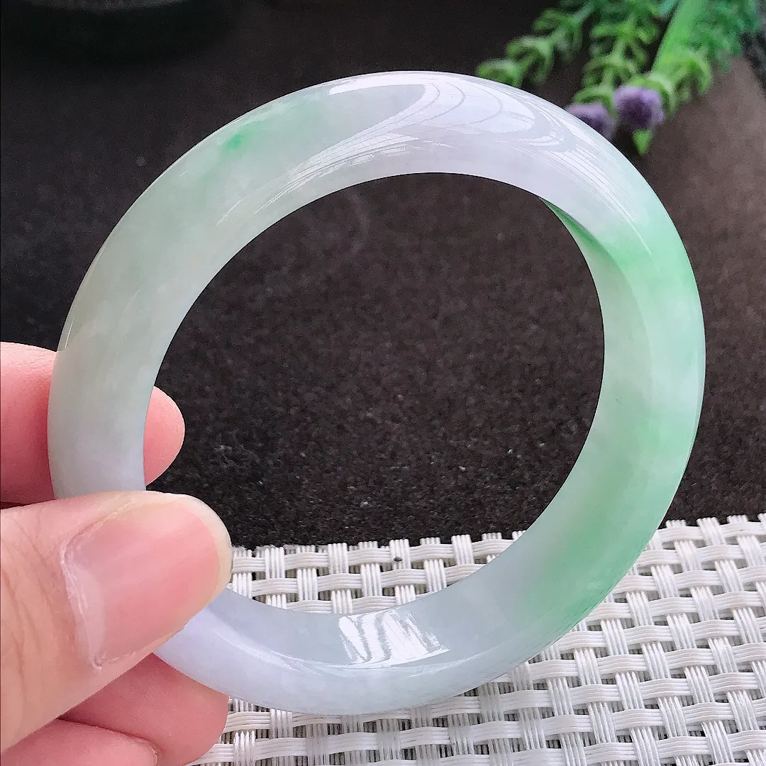 实拍A货翡翠56.5/13.7/8.9老坑冰胶水灵飘绿手镯翡翠玉镯子平安镯