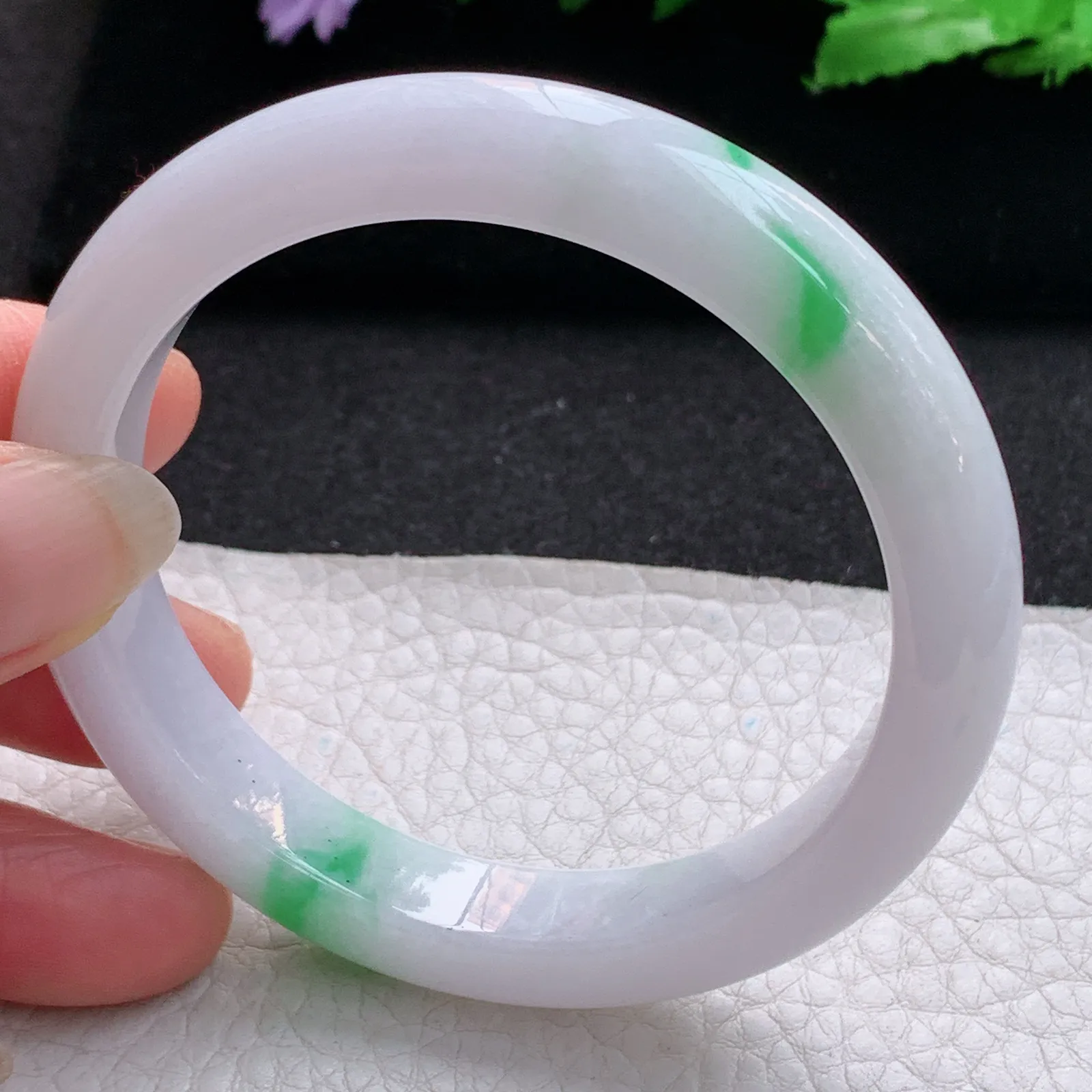 ss实拍56*10.7*8.2平安镯 缅甸翡翠a货玉手镯飘绿清爽宽边玉手环