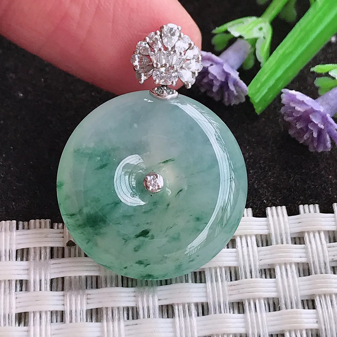 实拍A货翡翠22.3/5.8老坑18k金镶嵌冰种飘花平安扣吊坠翡翠玉牌挂件