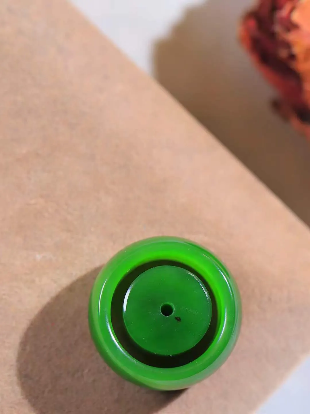 【戒指.吊坠】

精品和田玉碧玉戒指套装，玉质温润细腻，油润十足，手感上佳。️款式简单大方，做工