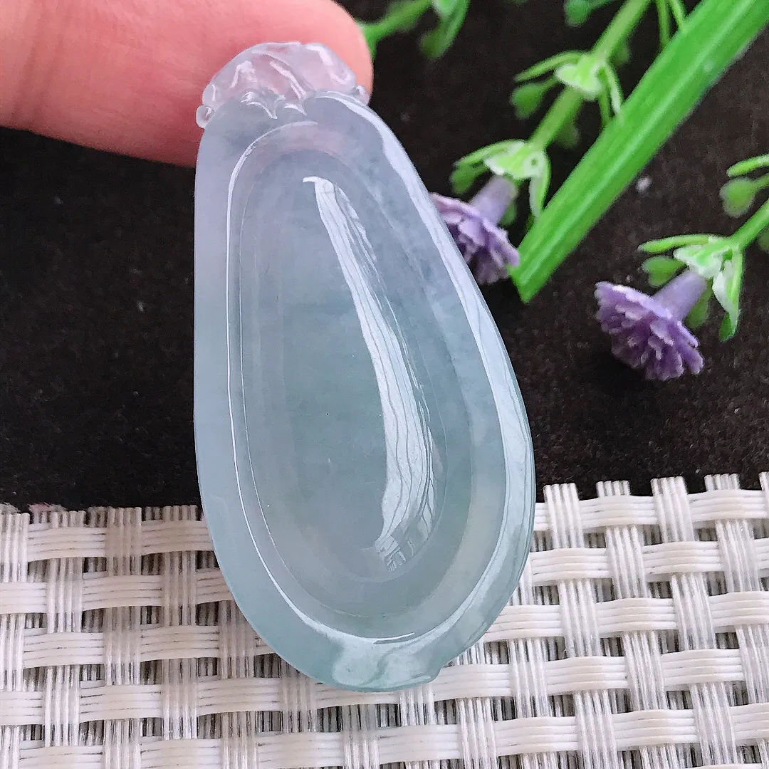 实拍A货翡翠46.4/23.8/9老坑冰胶果冻淡紫色福瓜吊坠翡翠玉牌挂件