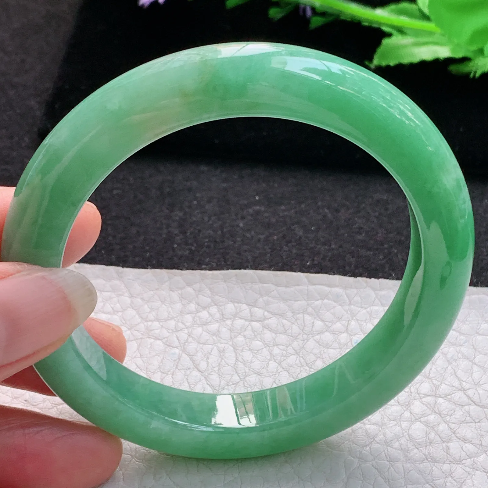 nr大圈口59.5*11*9.5平安镯 缅甸翡翠a货玉手镯胶感满绿宽边玉手环