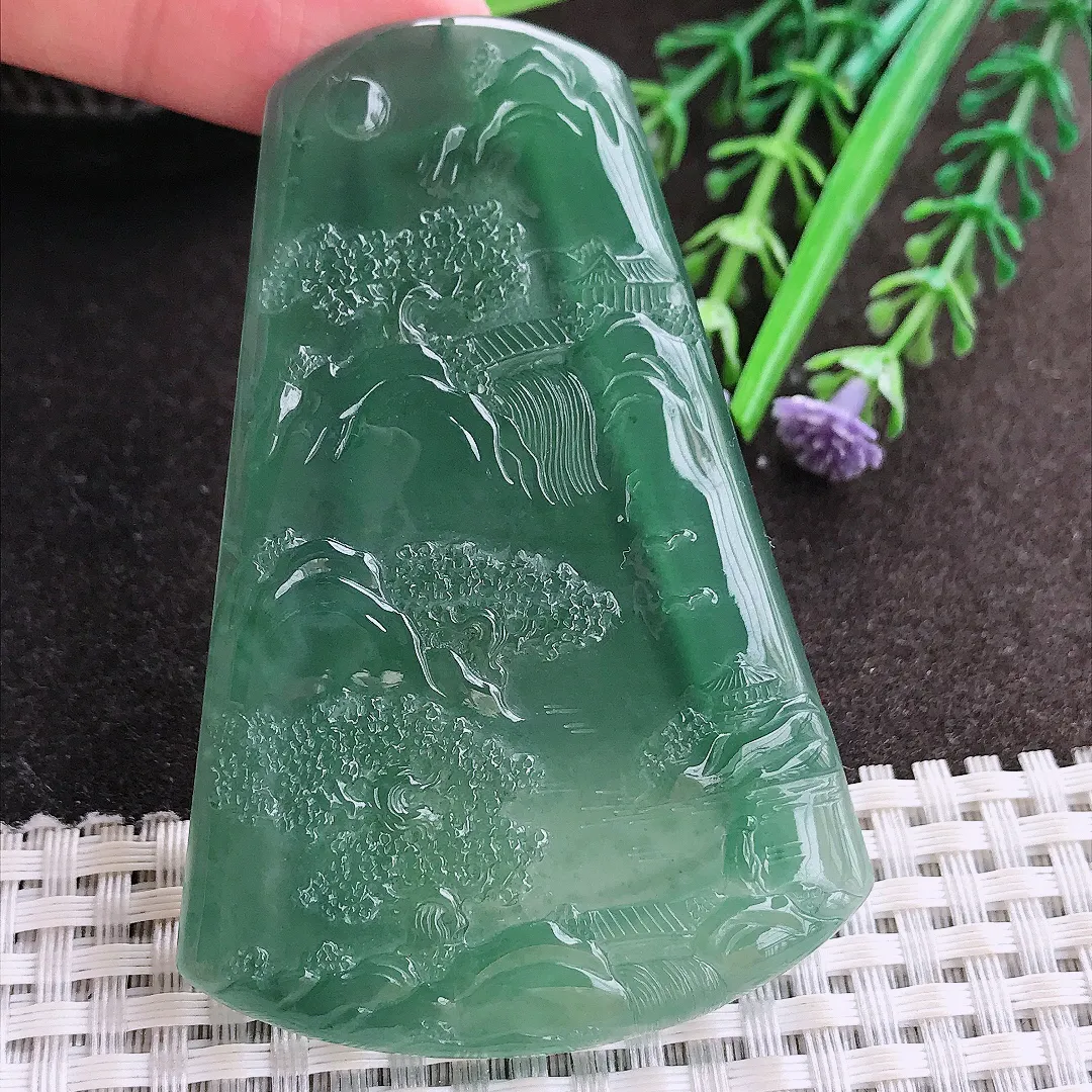 实拍A货翡翠72.7/48.7/4.6老坑冰透起胶满色蓝韵山水牌吊坠翡翠玉牌挂件