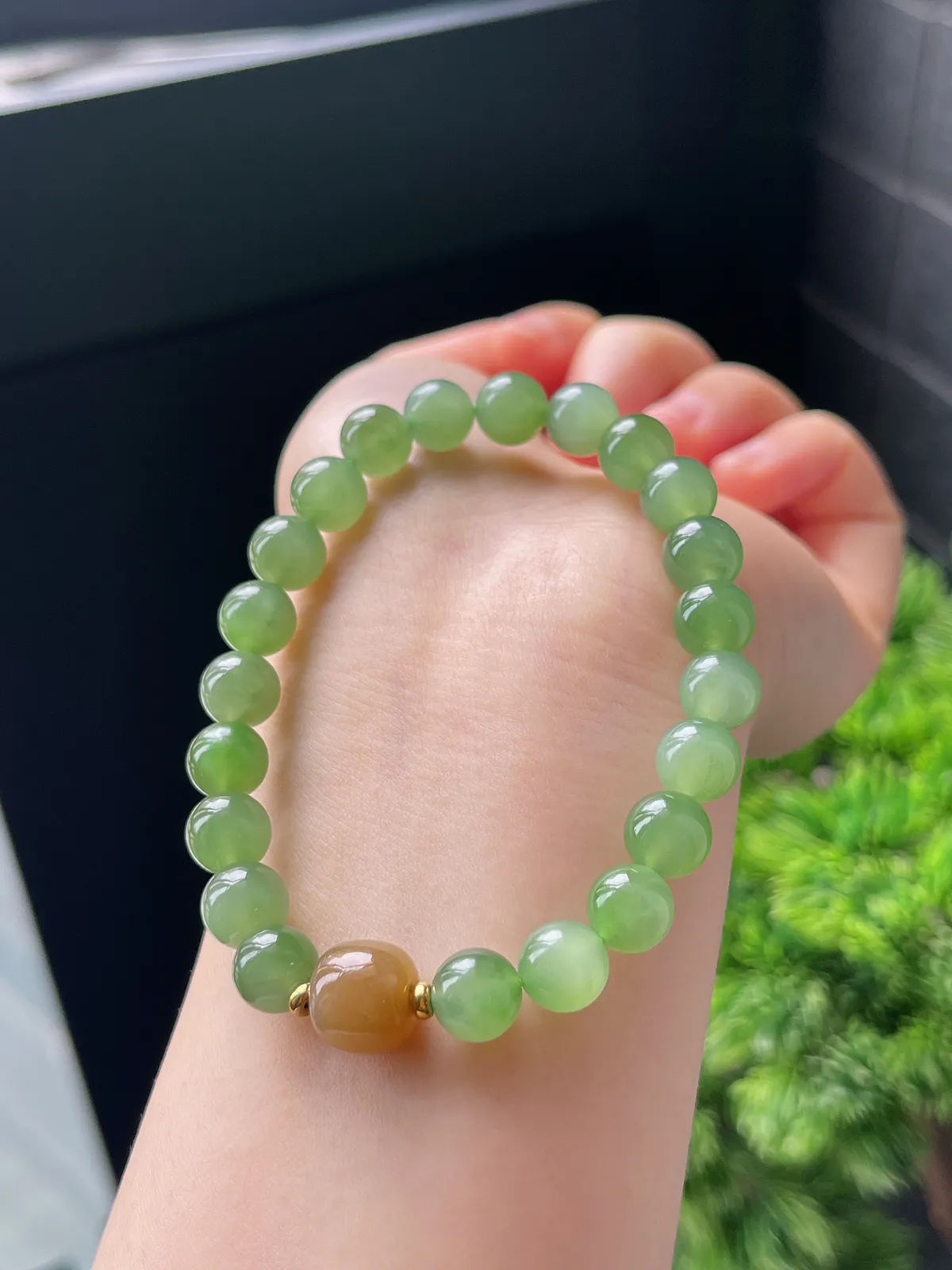 18K和田玉碧玉配隔珠手串8mm