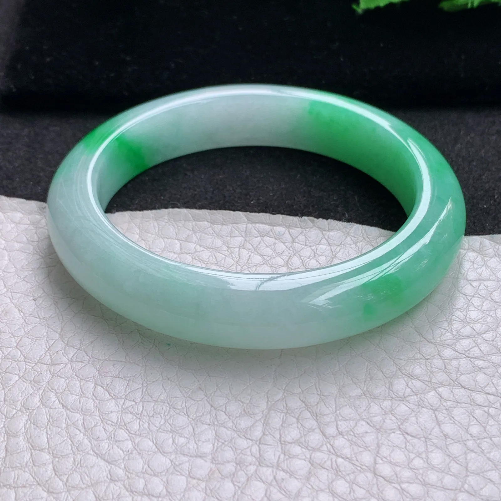 xo实拍55.5*12*9平安镯 缅甸翡翠a货玉手镯冰绿宽边玉手环