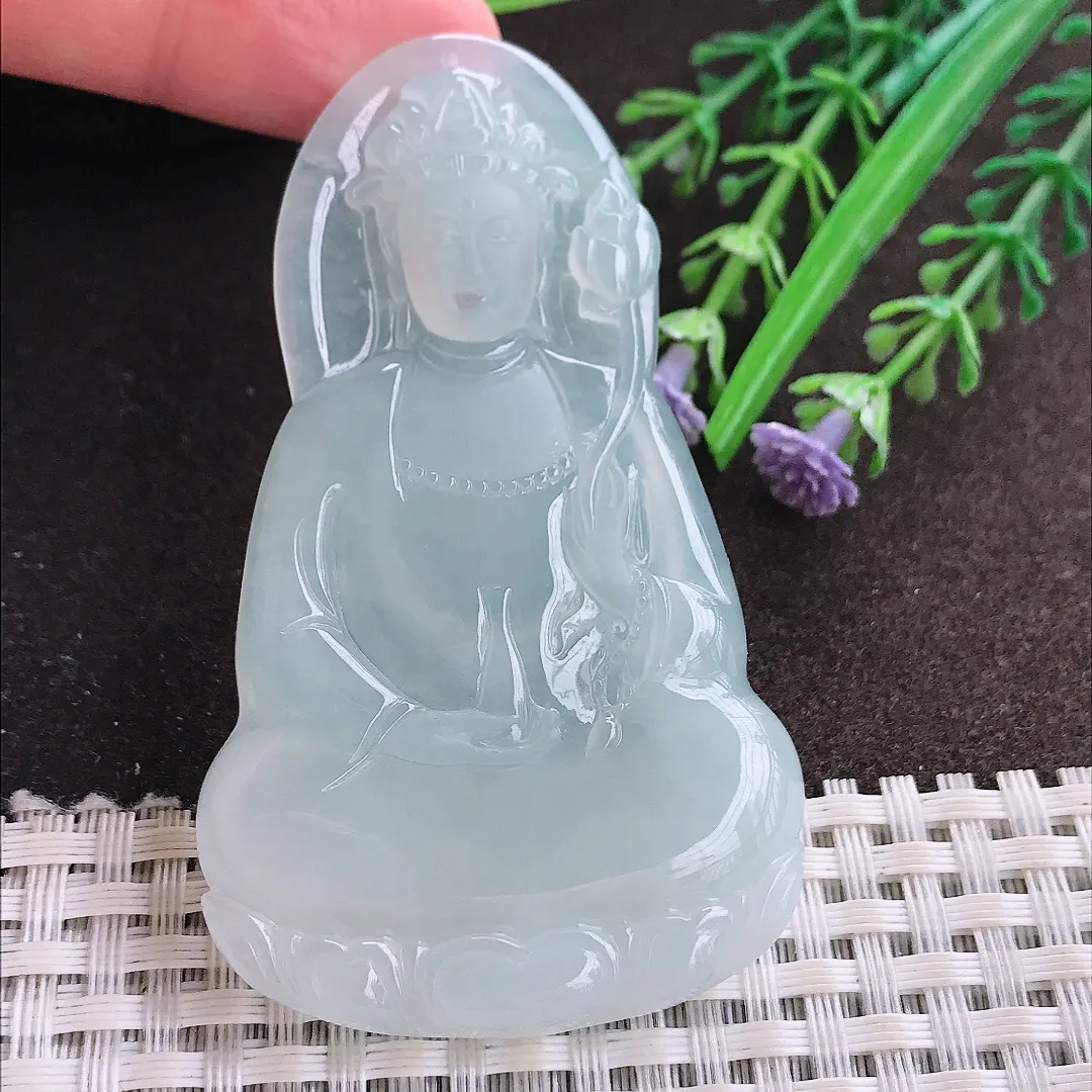 实拍A货翡翠70/42.3/6老坑冰胶果冻冰晴持莲观音吊坠翡翠大势至菩萨挂件