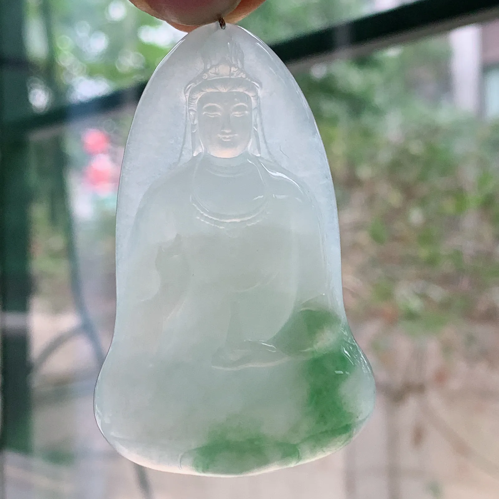 qxm实拍62*38.8*6.5缅甸翡翠精雕飘绿素衣观音 玉观音玉吊坠 玉挂件