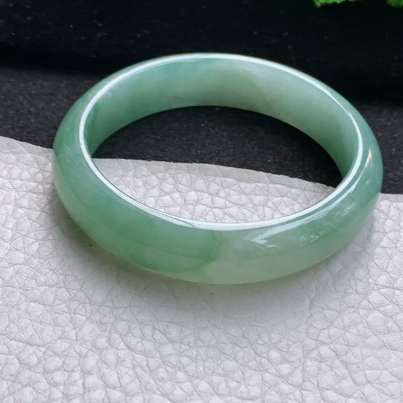 ss实拍55*51.5*12.8*7.3贵妃镯 缅甸翡翠a货玉手镯冰油飘花椭形宽边玉手环