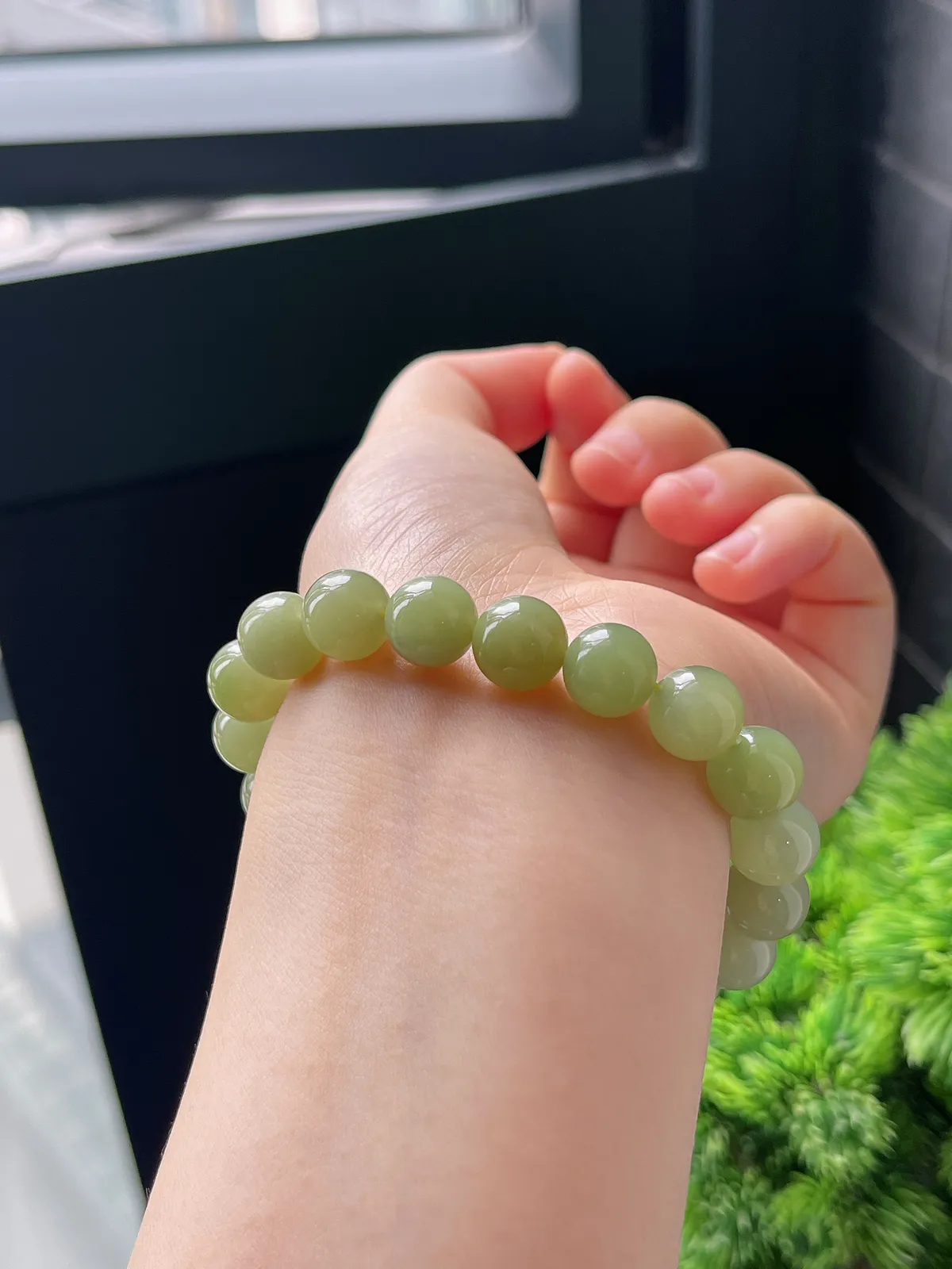 和田玉黄口渐变手串10mm