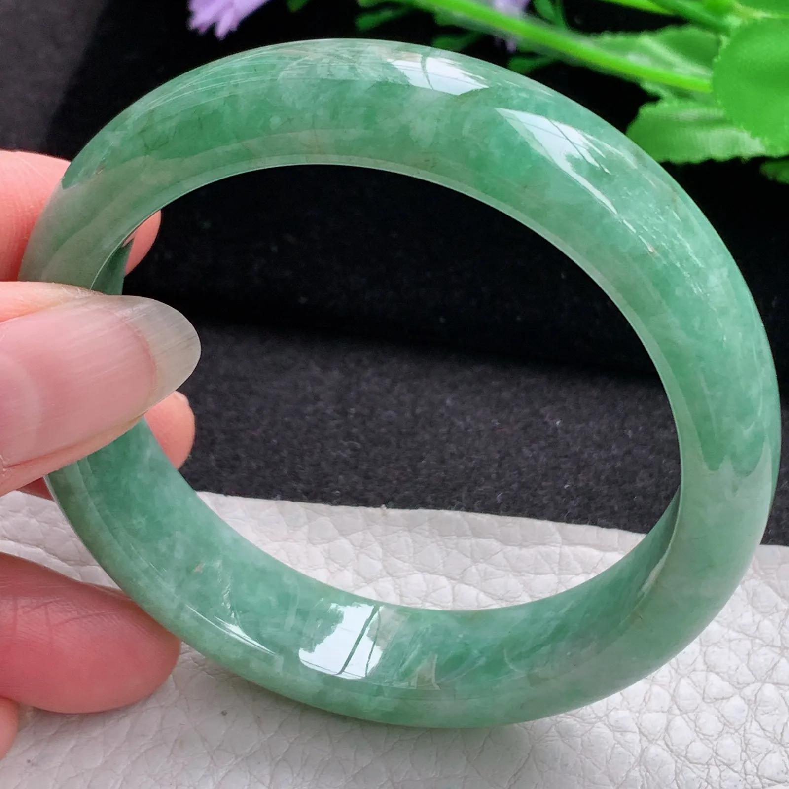 js实拍56*12.6*8平安镯 缅甸翡翠a货玉手镯胶感满绿宽边玉手环