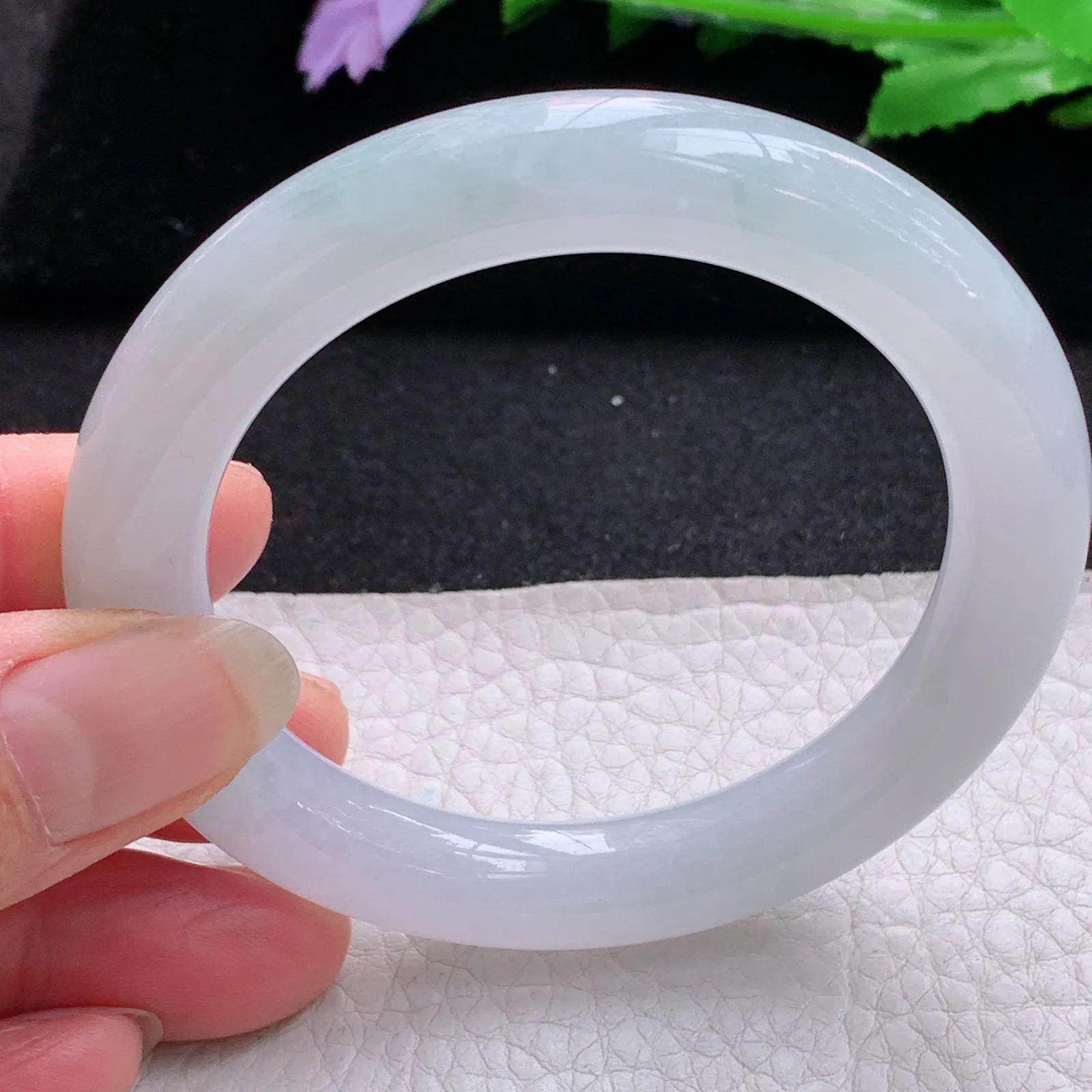 nr实拍54*10美人镯 缅甸翡翠a货玉手镯冰纯秀气圆条玉手环