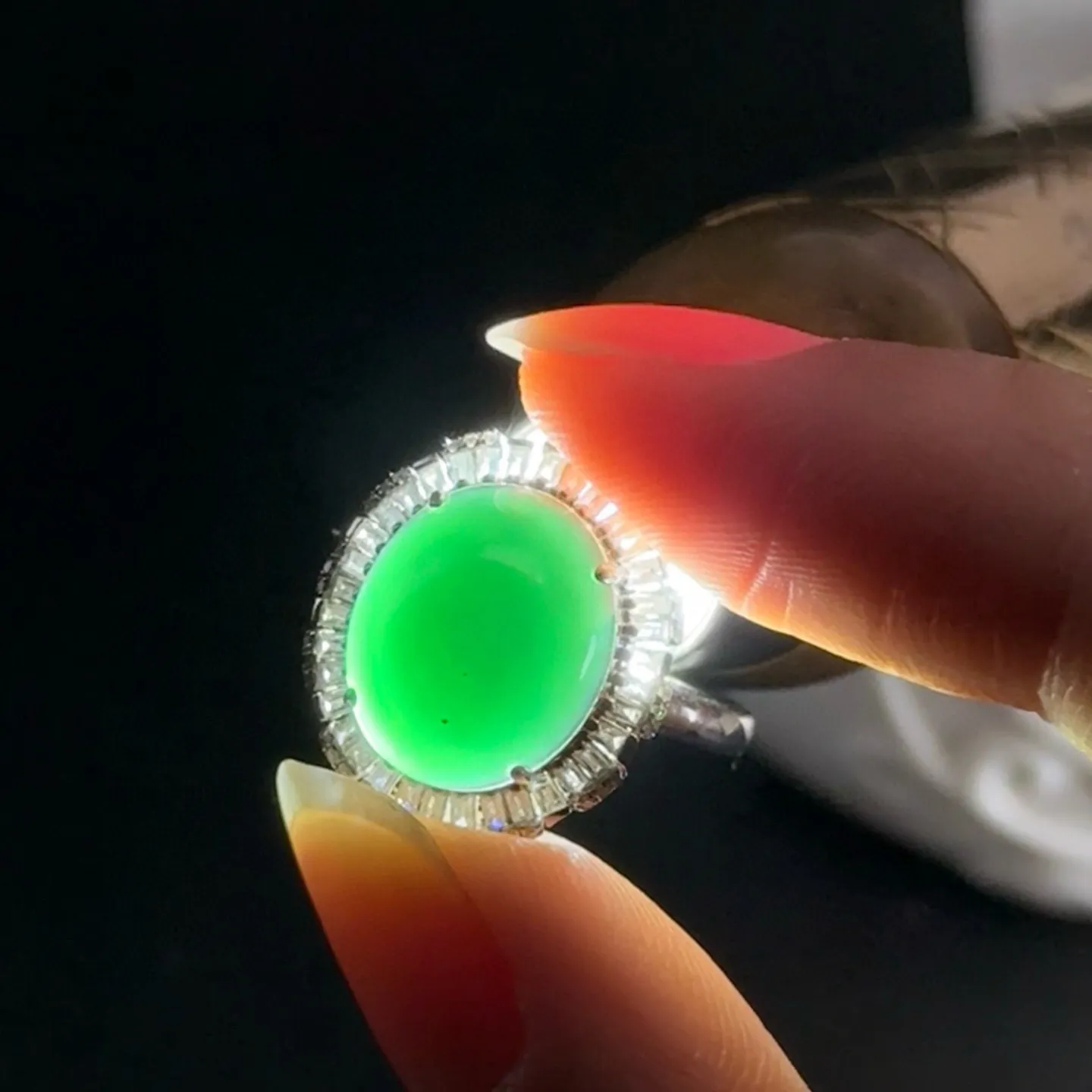 精品满钻豪镶墨翠蛋面女戒 种好色正 黑度极好 打灯通透 油性十足 尺寸13