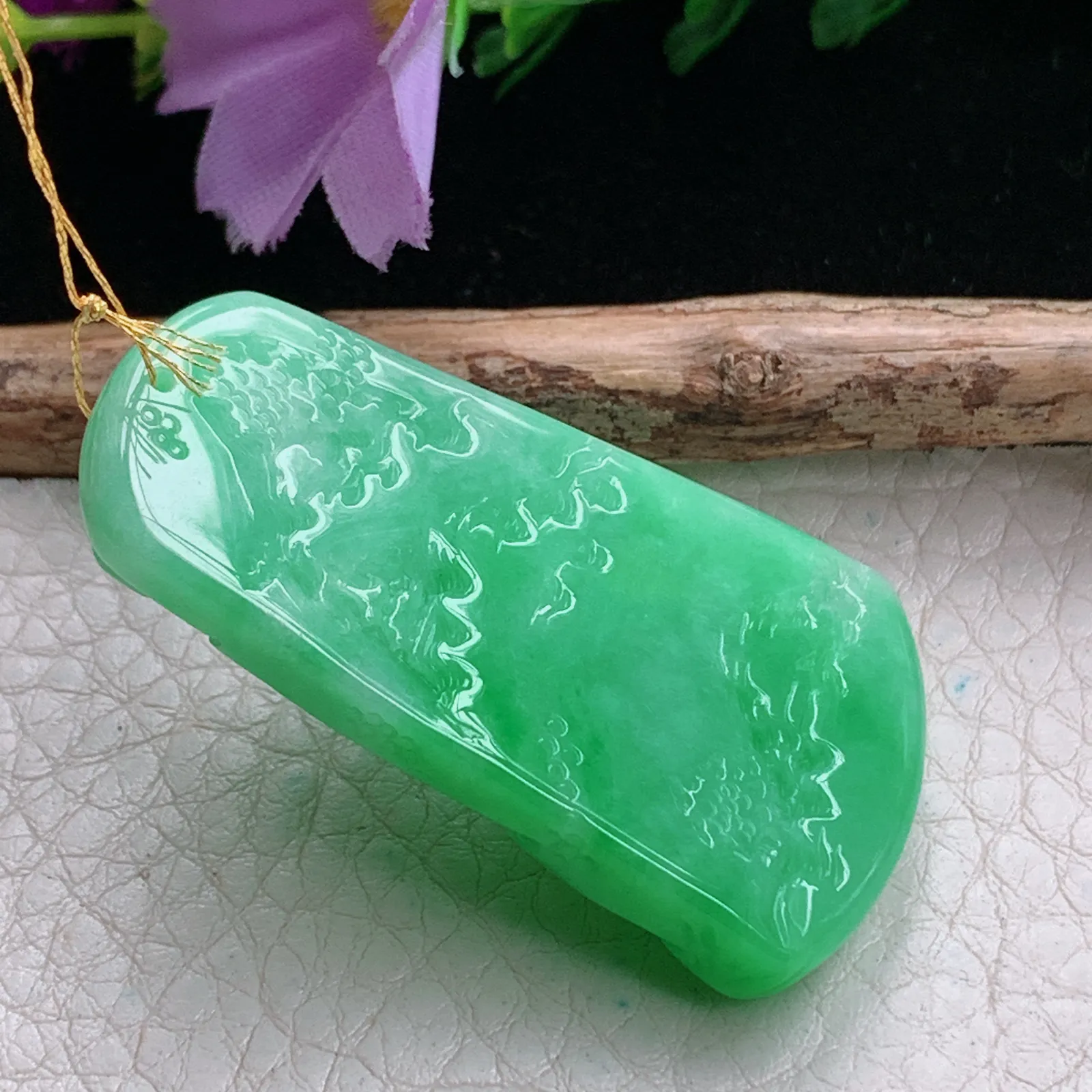 ws实拍45.5*26*6.3缅甸翡翠精雕阳绿山水 大好河山玉吊坠 玉挂件