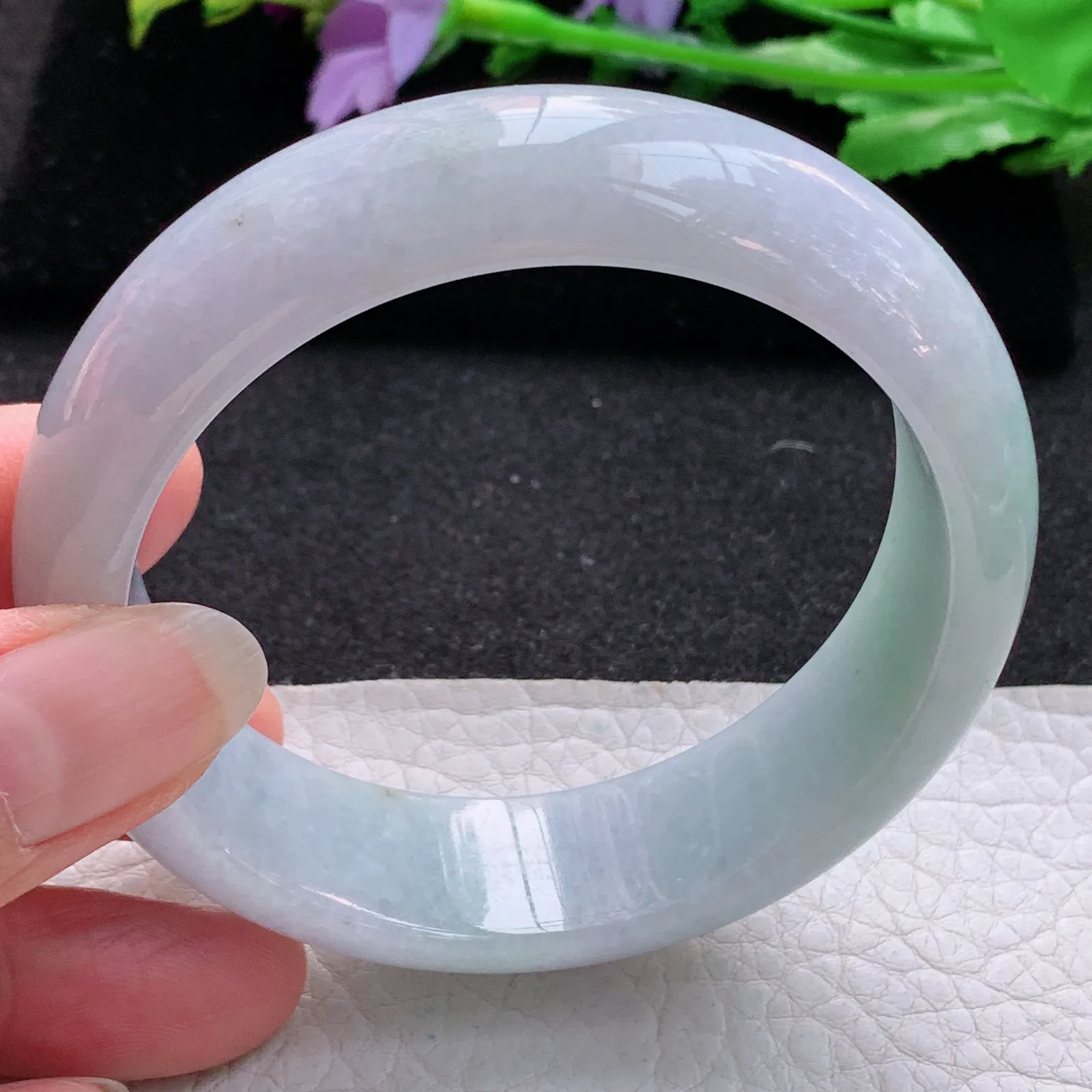 ee实拍58*18*8.2轮胎镯 缅甸翡翠a货玉手镯胶感飘绿宽边玉手环