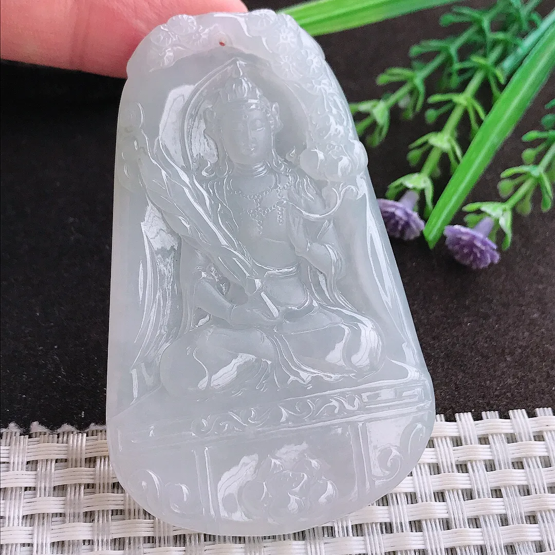 实拍A货翡翠73/45.9/5.6老坑冰润起胶白净虚空藏菩萨吊坠翡翠玉牌挂件