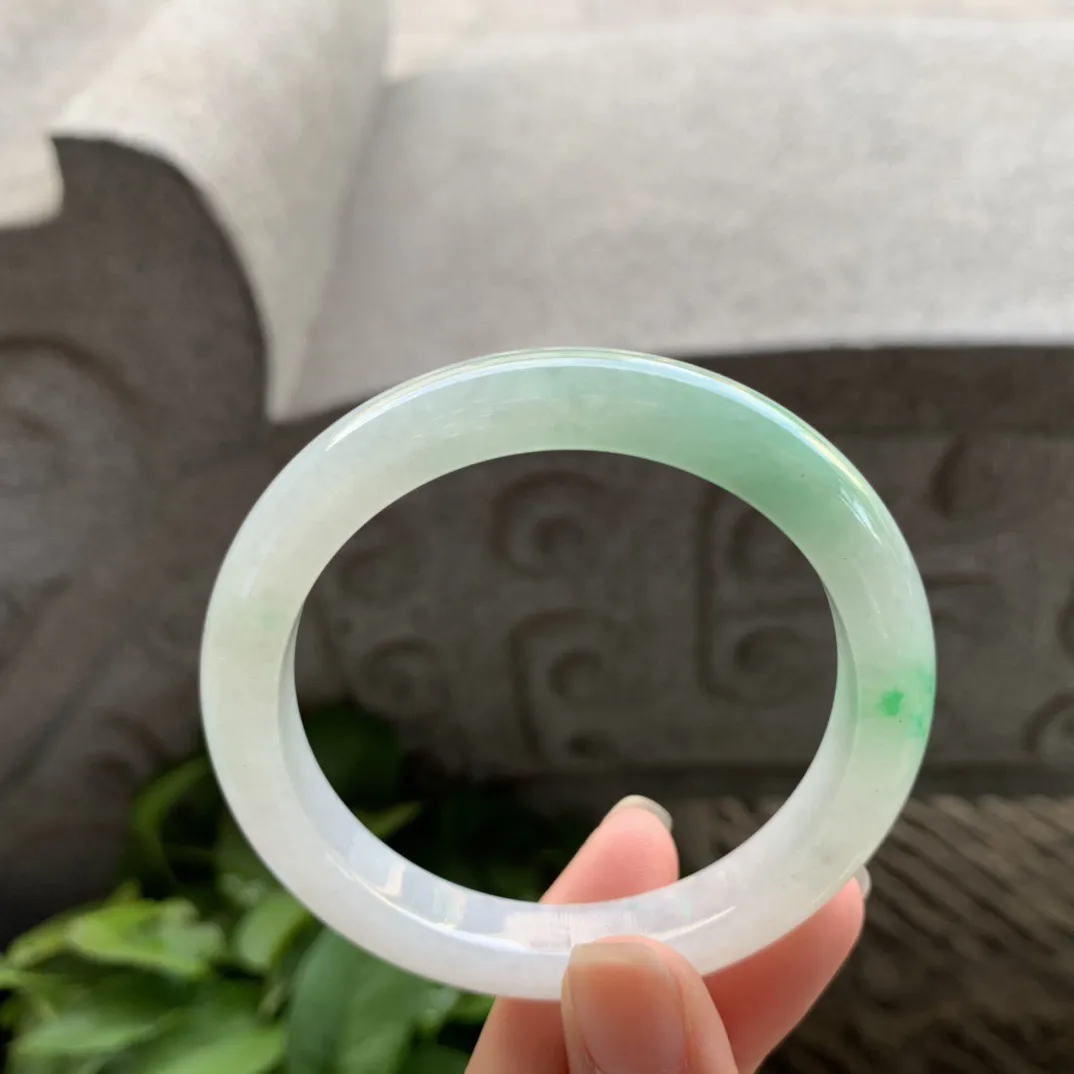 圈口 55-9.7-8.2【飘绿正圈手镯】正圈55 56可戴