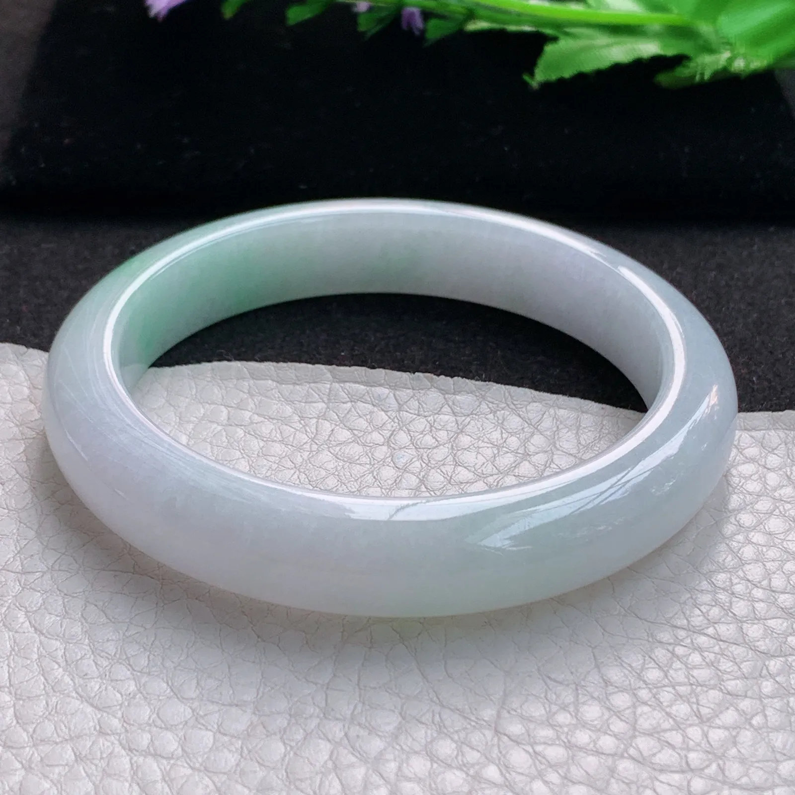 ay大圈口60*12*9.2平安镯 缅甸翡翠a货玉手镯飘绿宽边玉手环