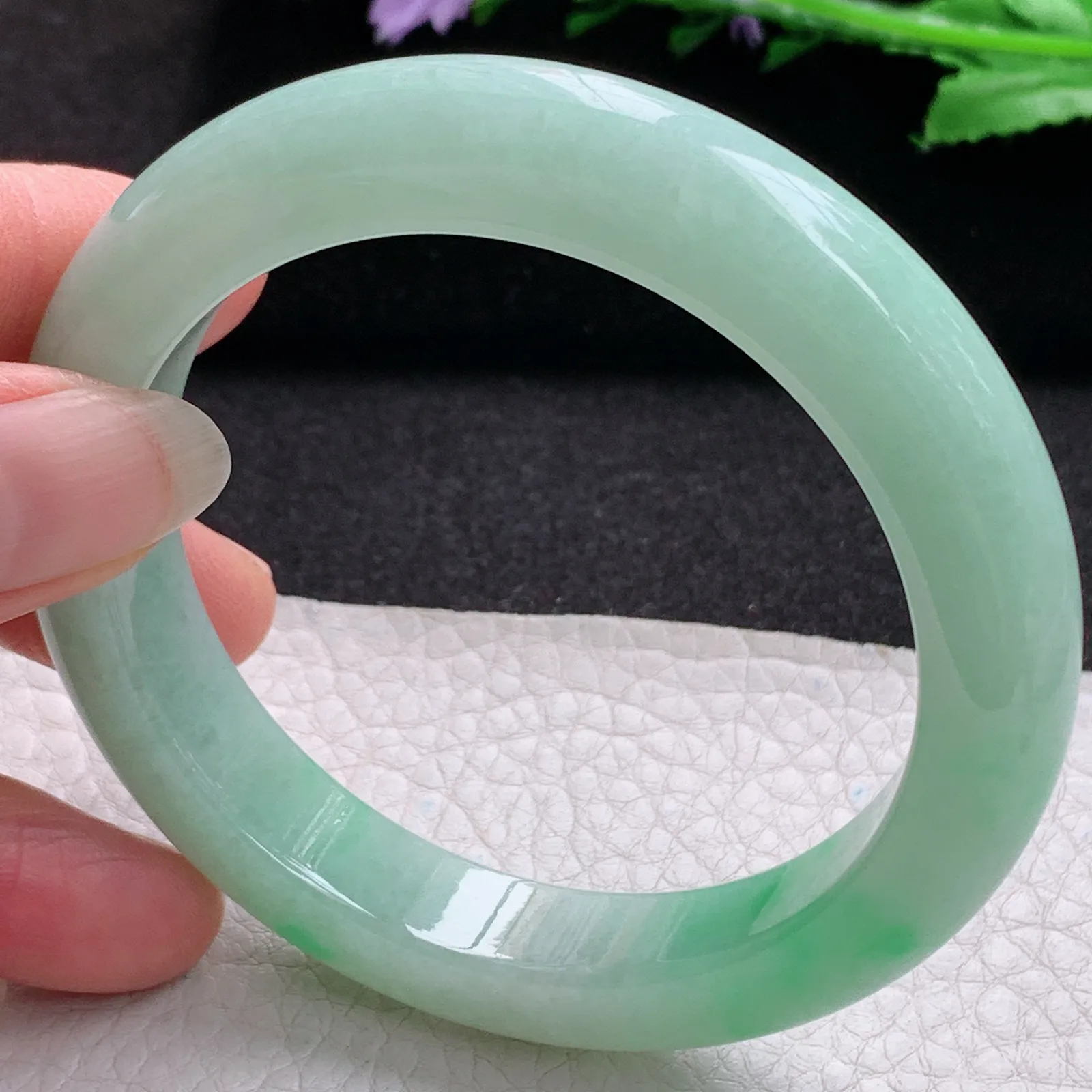 nr实拍58*12*9.6平安镯 缅甸翡翠a货玉手镯胶感飘绿宽边玉手环