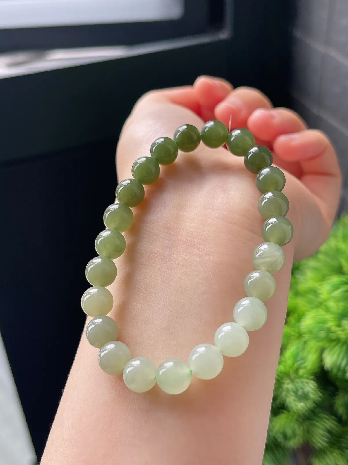 和田玉晴水渐变手串8mm