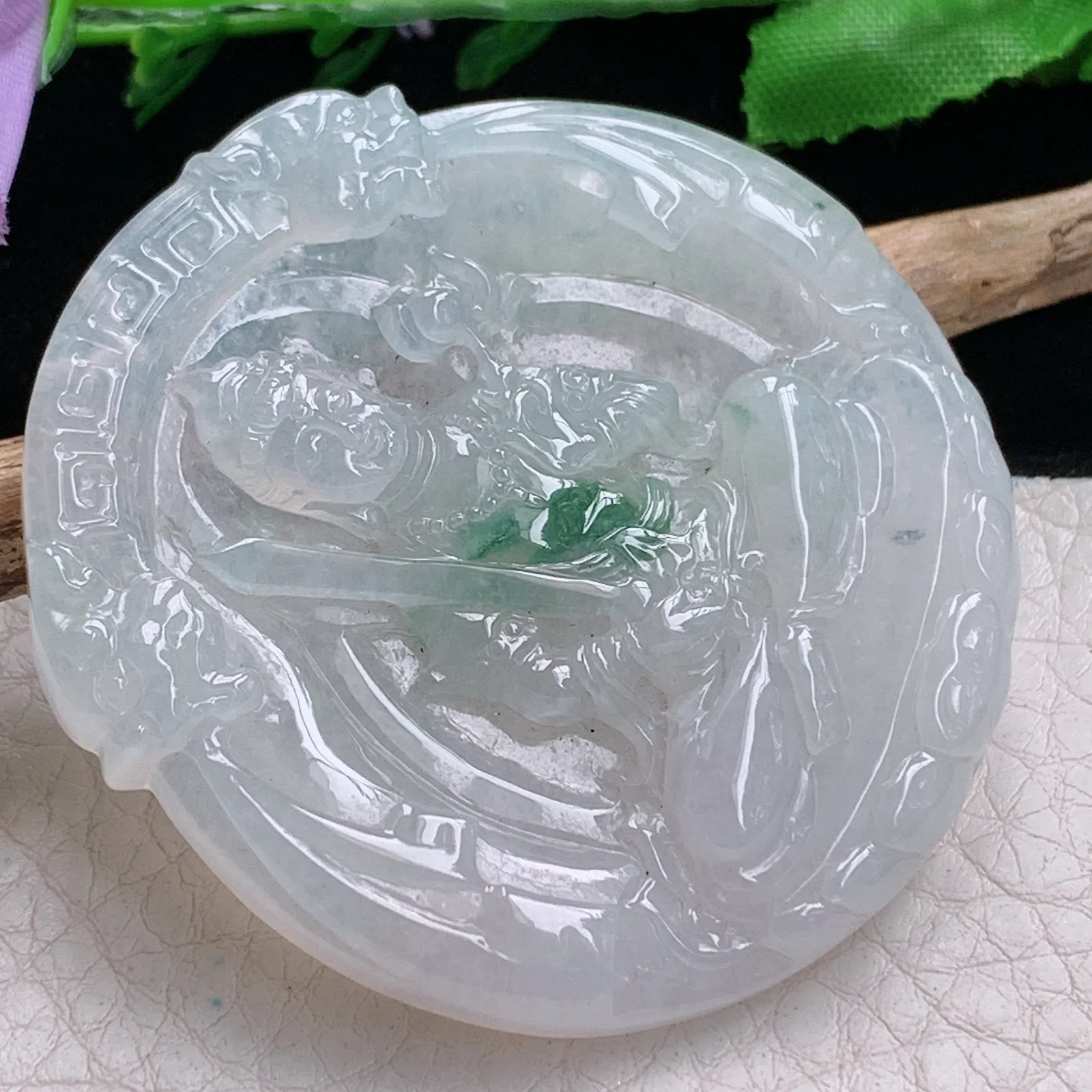 ws实拍53.5*51.5*6.5缅甸翡翠精雕清新飘花虚空藏菩萨 生肖守护神玉吊坠 玉挂件