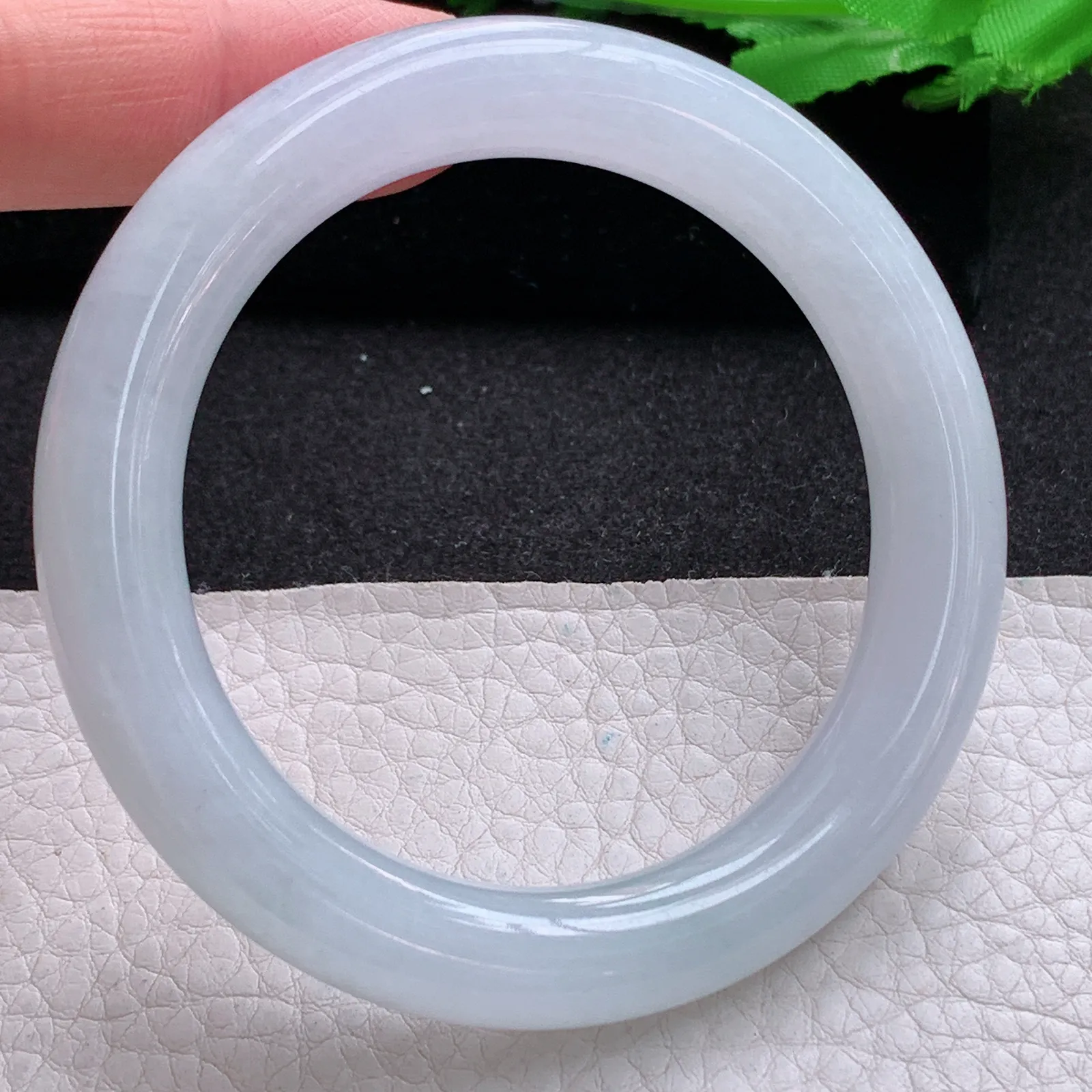 nr实拍54*10美人镯 缅甸翡翠a货玉手镯冰纯秀气圆条玉手环