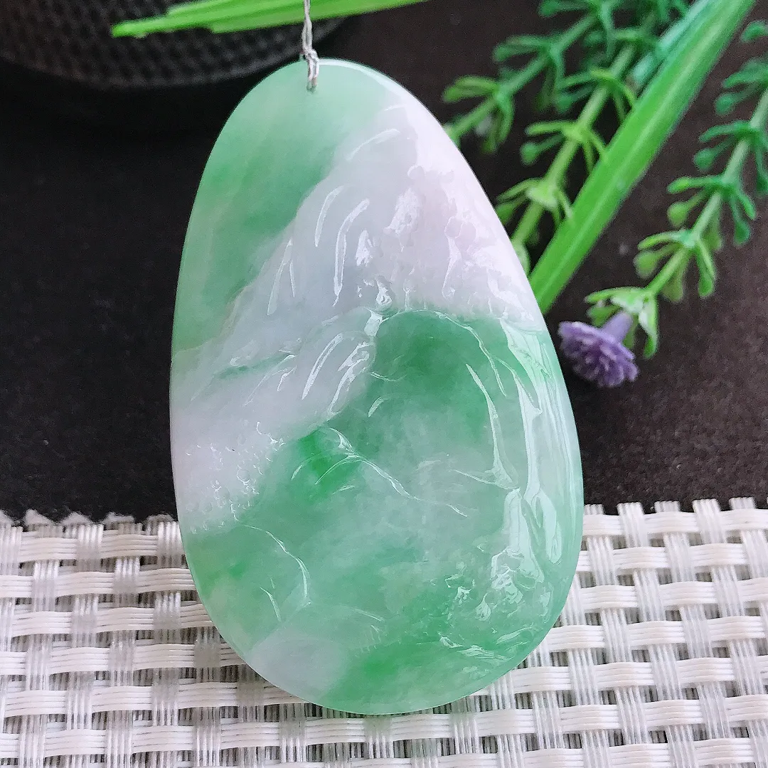 实拍A货翡翠62.5/39/12.5老坑精美温润飘绿山水牌吊坠翡翠玉牌挂件