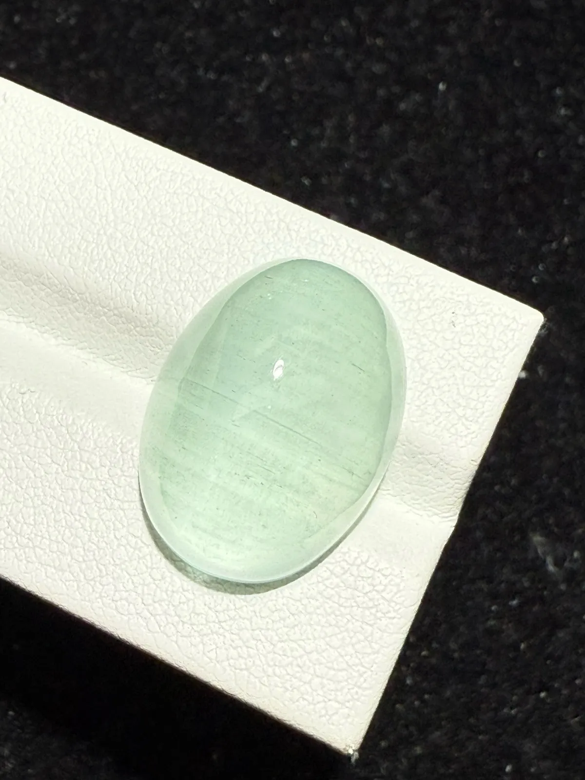 26.92ct天然海蓝宝猫眼裸石，尺寸21.2*15.7*10.3 毫米，晶体通透，颜色美艳