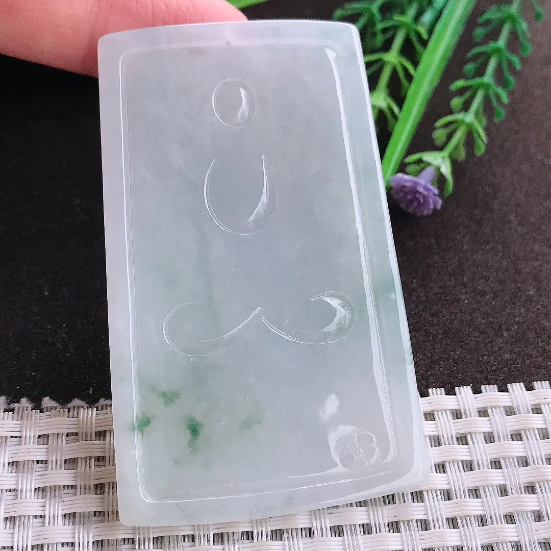 实拍A货翡翠70.5/44/5.8老坑冰润飘花千手观音吊坠翡翠玉牌挂件