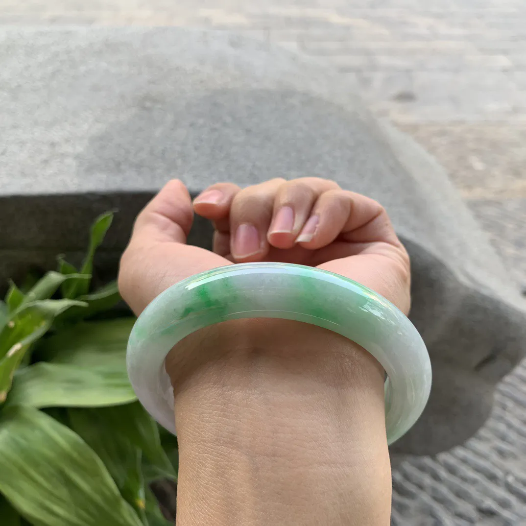 大圈口60.2-12.5-10.2 【飘阳绿正圈手镯】正圈60 61可戴
