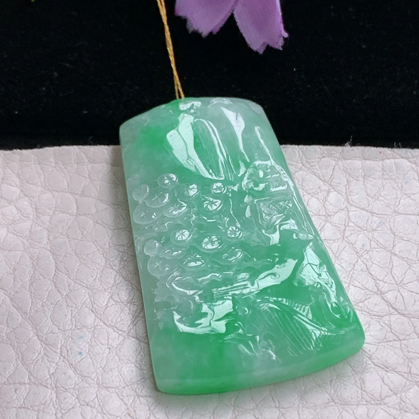 ws实拍46.8*27*6.2缅甸翡翠精雕飘绿山水 大好河山玉吊坠 玉挂件