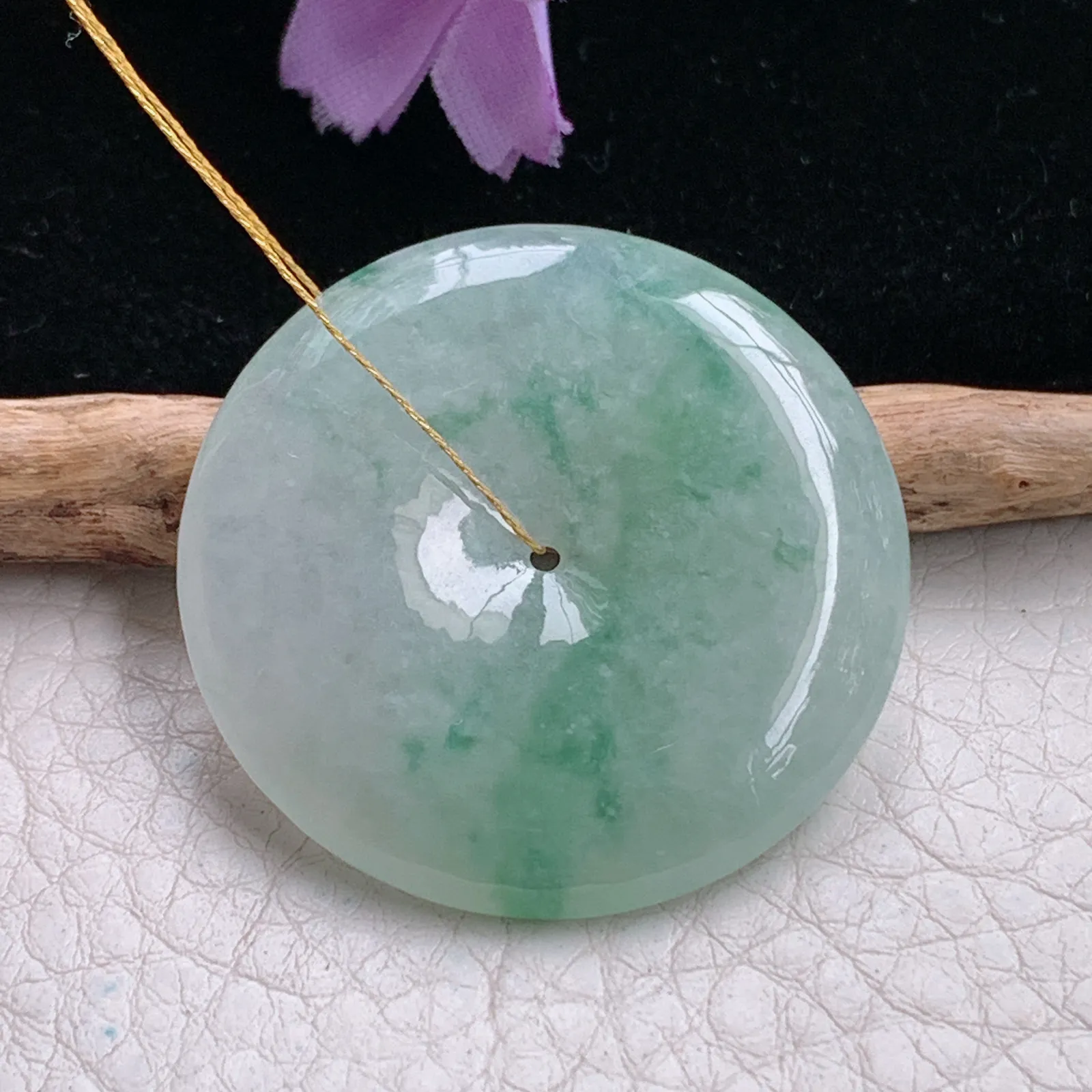 ws实拍36.8*5.6缅甸翡翠精雕清新飘花大平安扣 玉扣玉吊坠 玉挂件